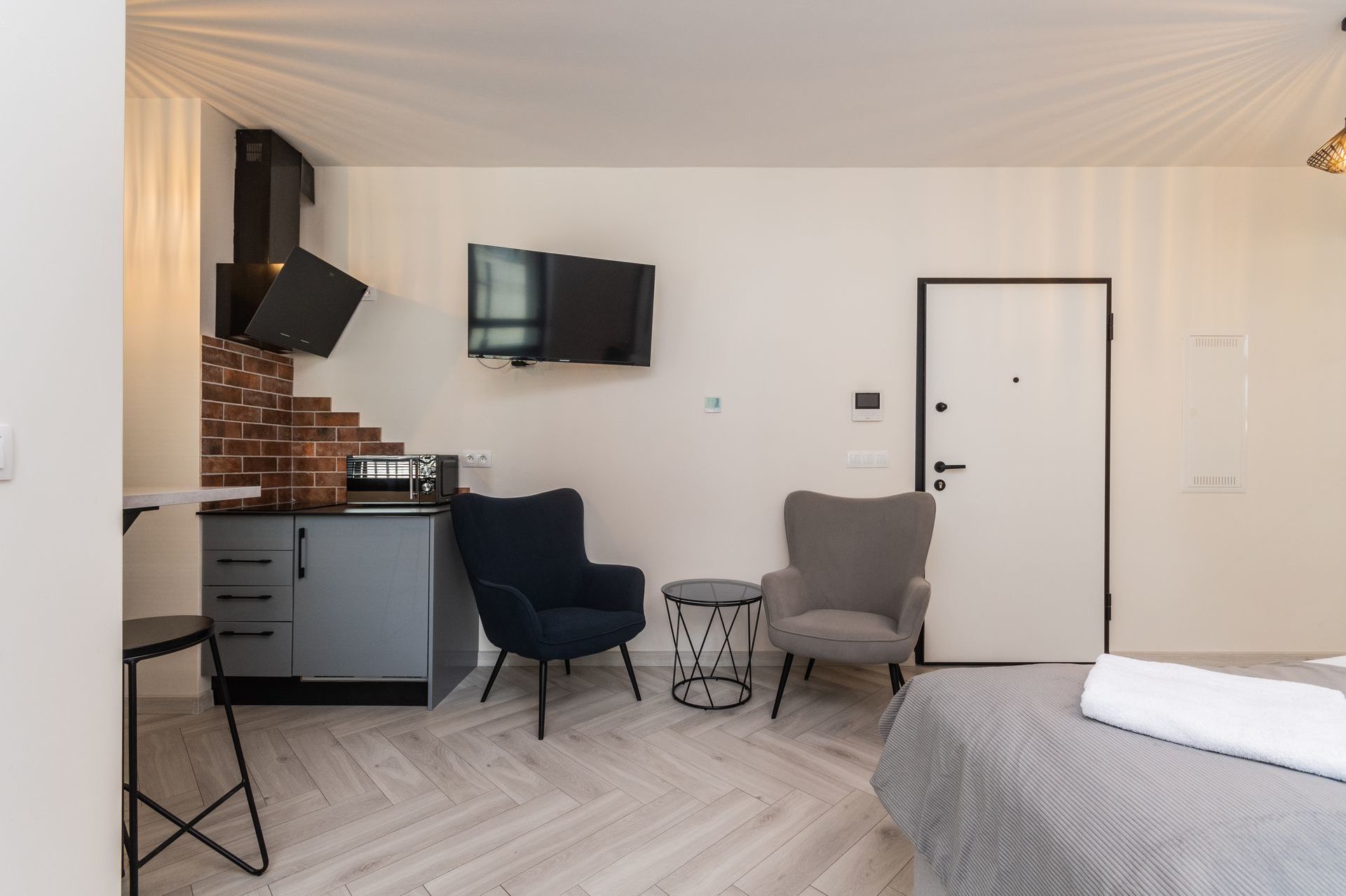 Grand Apartments