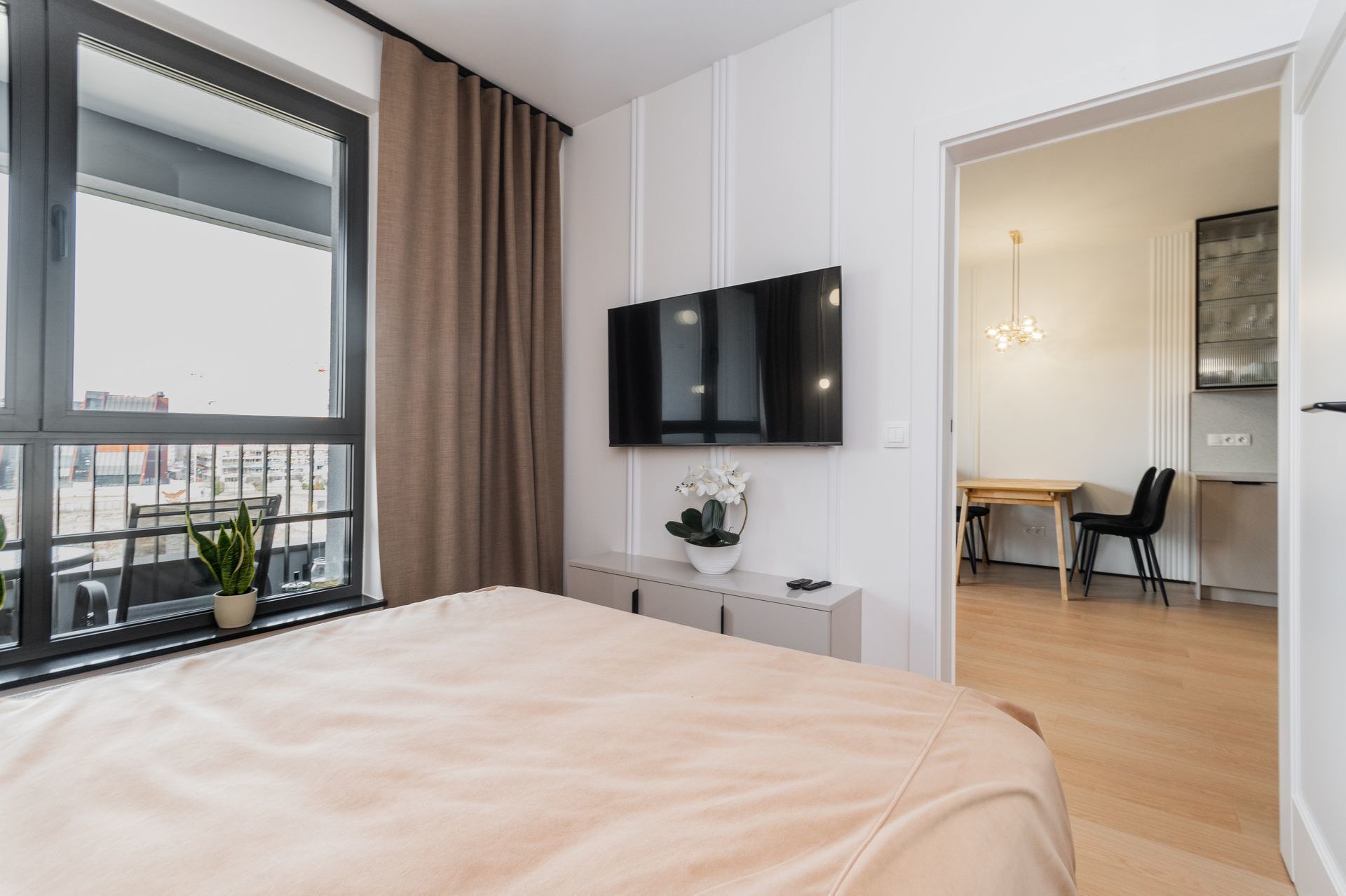Grand Apartments