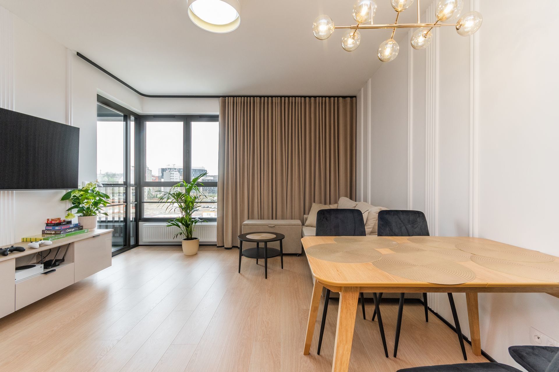 Grand Apartments