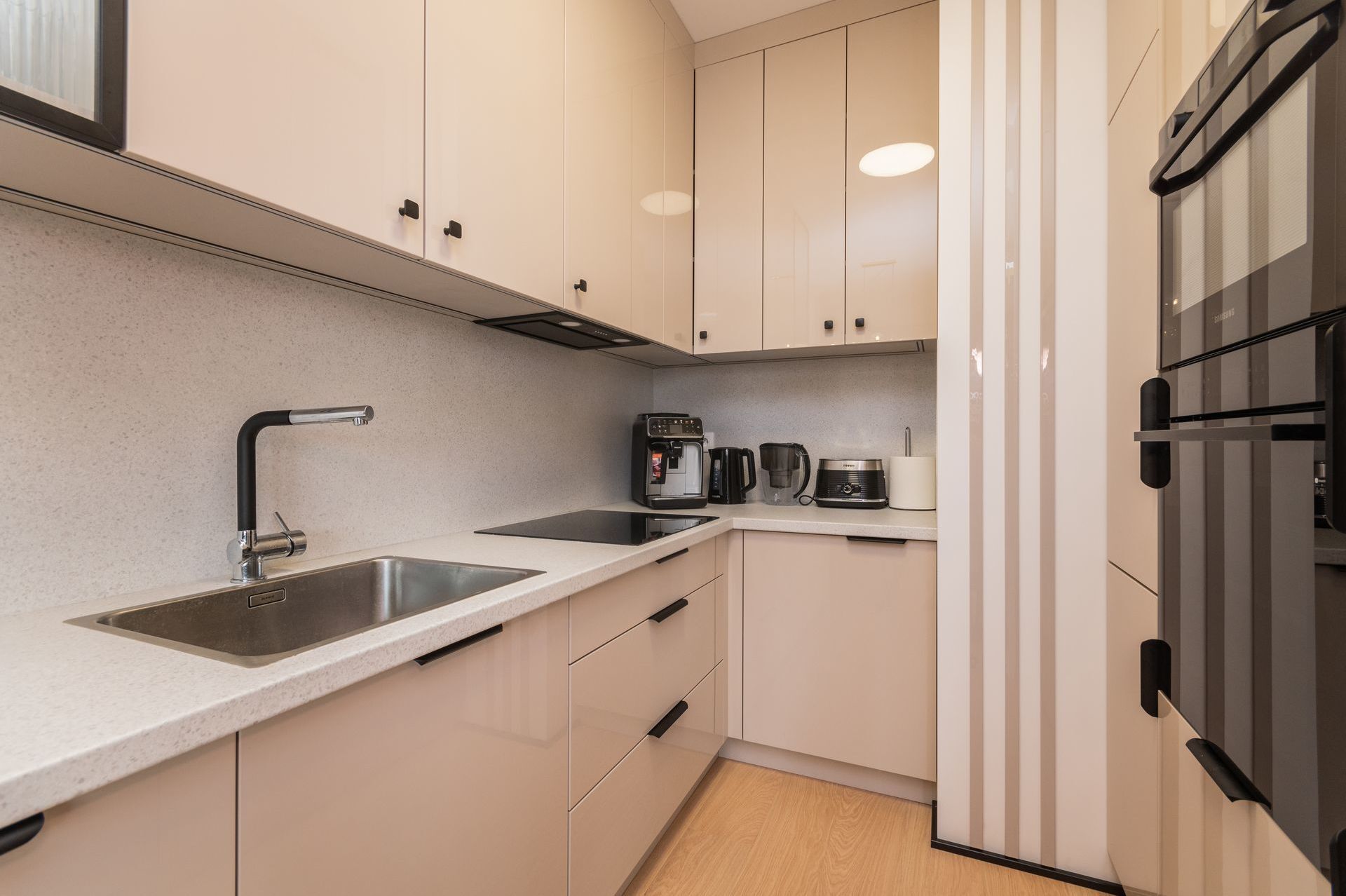 Grand Apartments