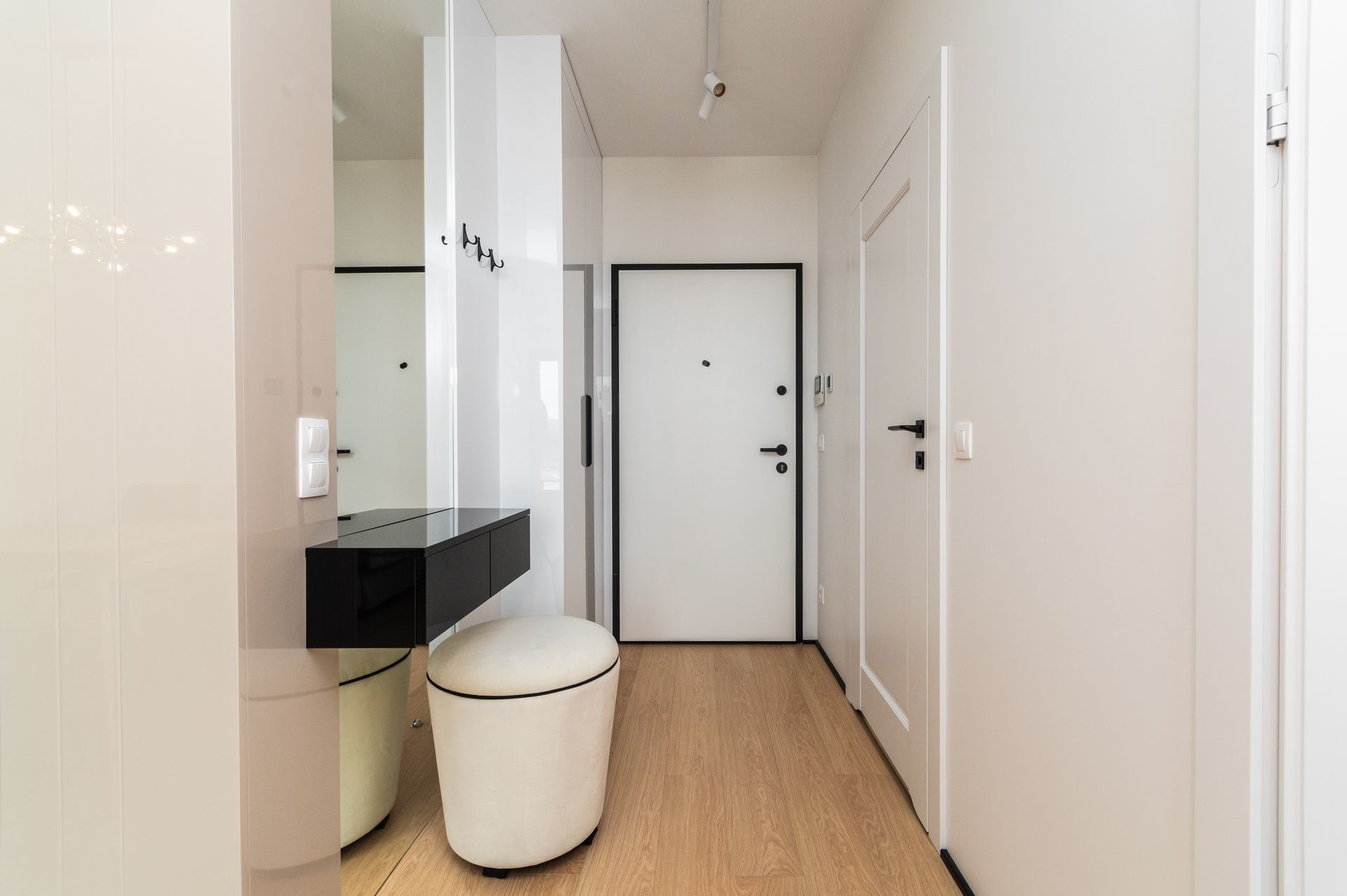 Grand Apartments