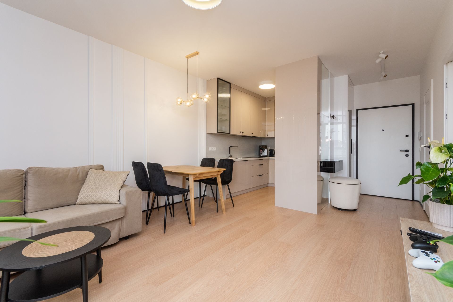 Grand Apartments