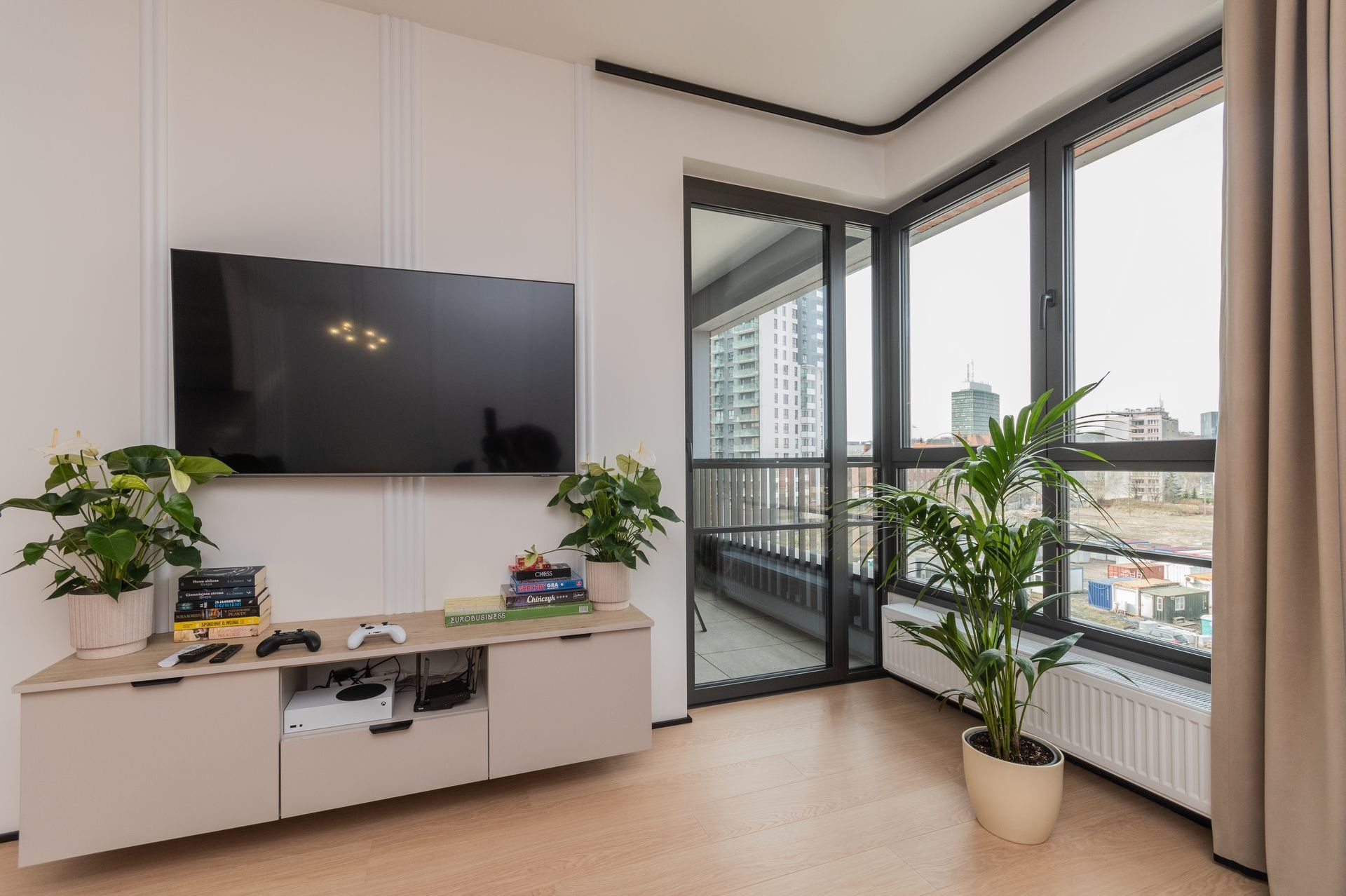 Grand Apartments