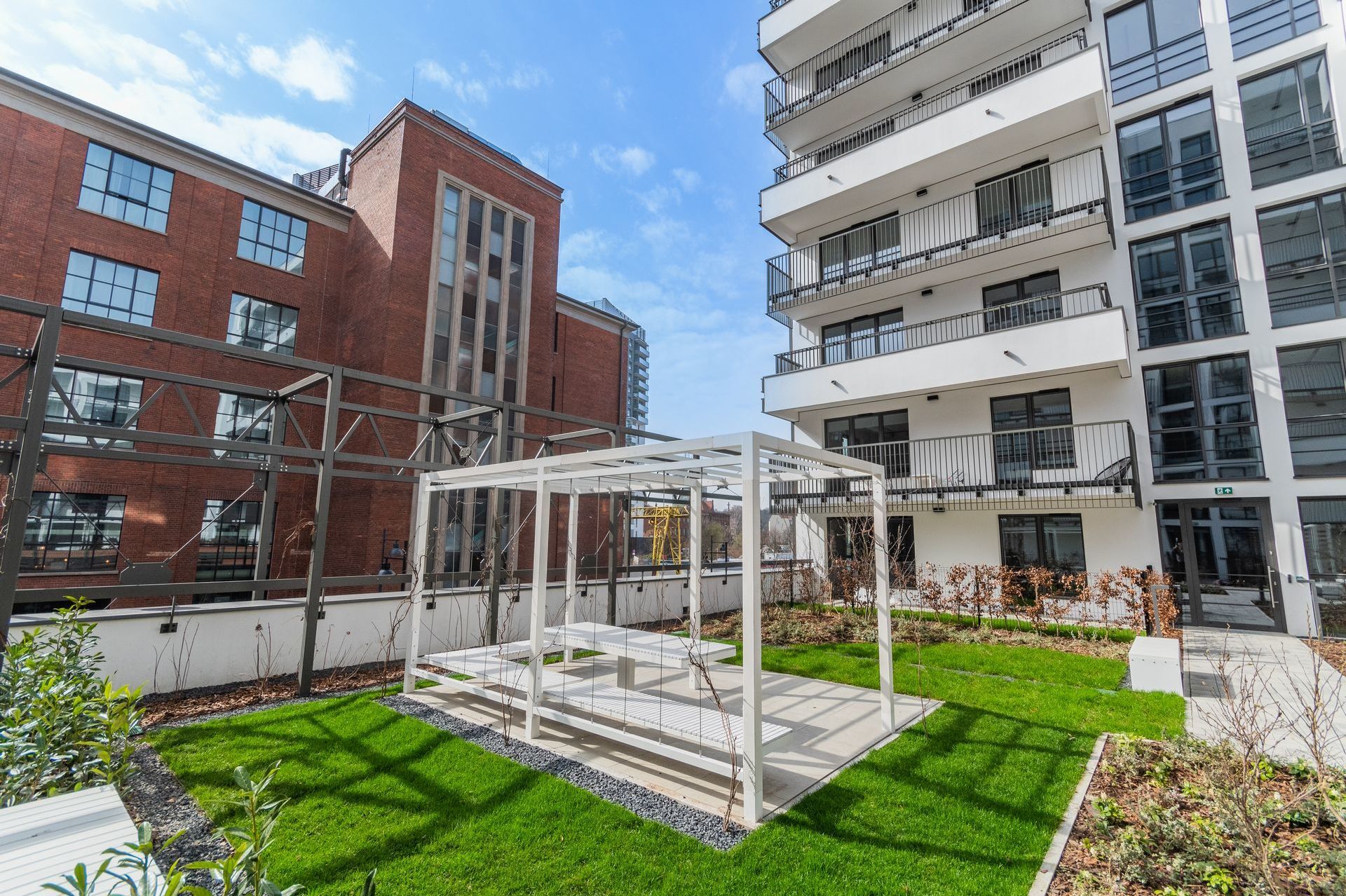 Grand Apartments