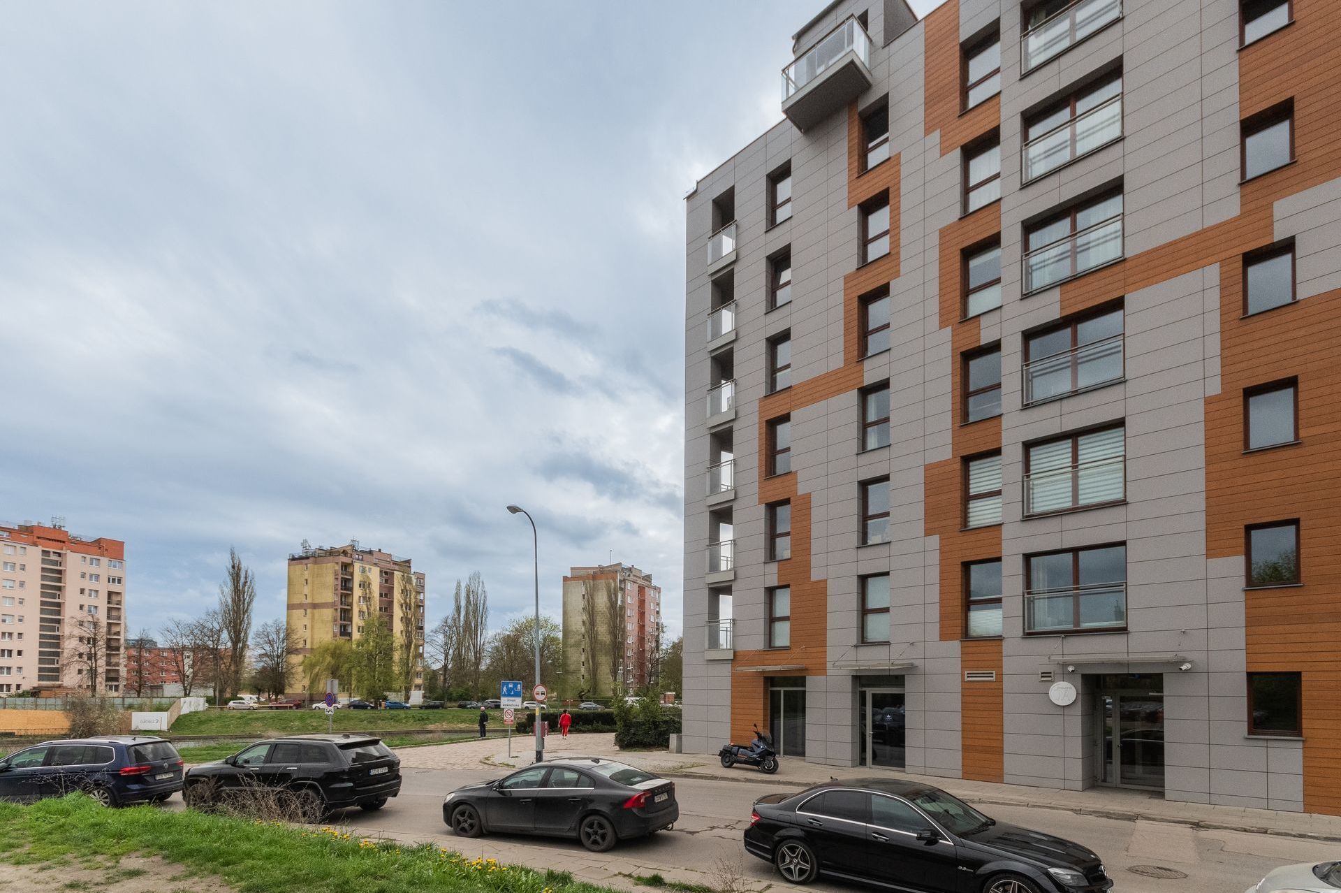 Grand Apartments