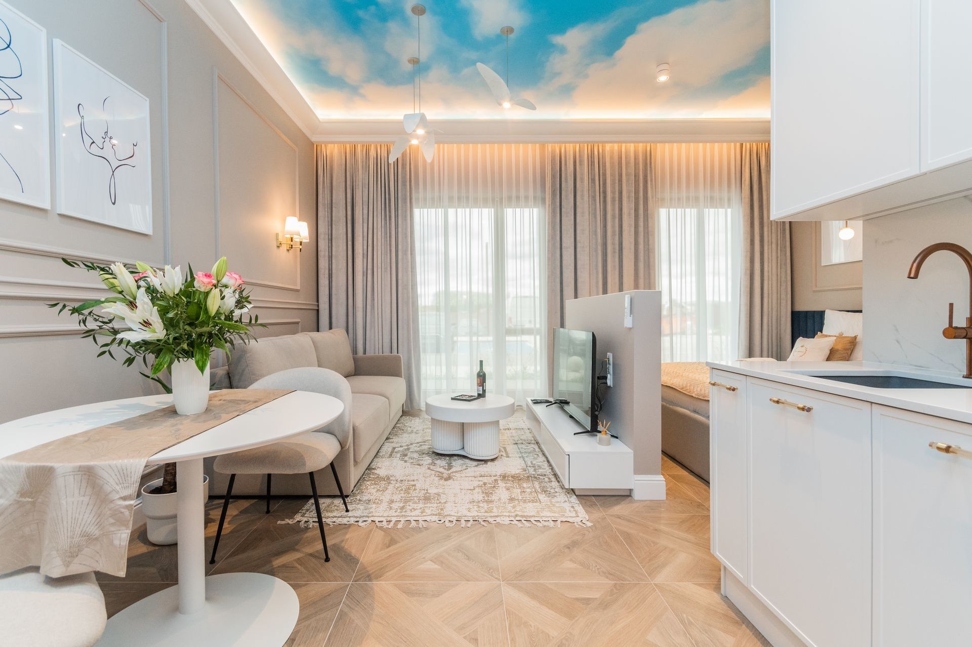 Grand Apartments