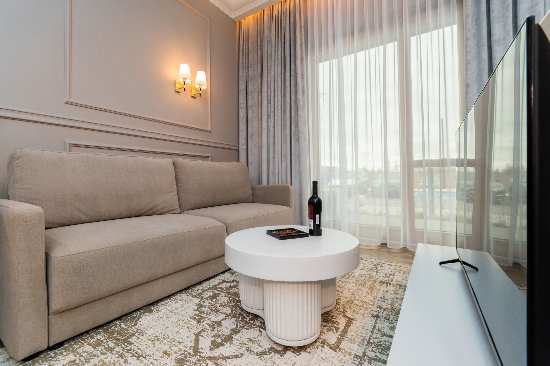 Grand Apartments
