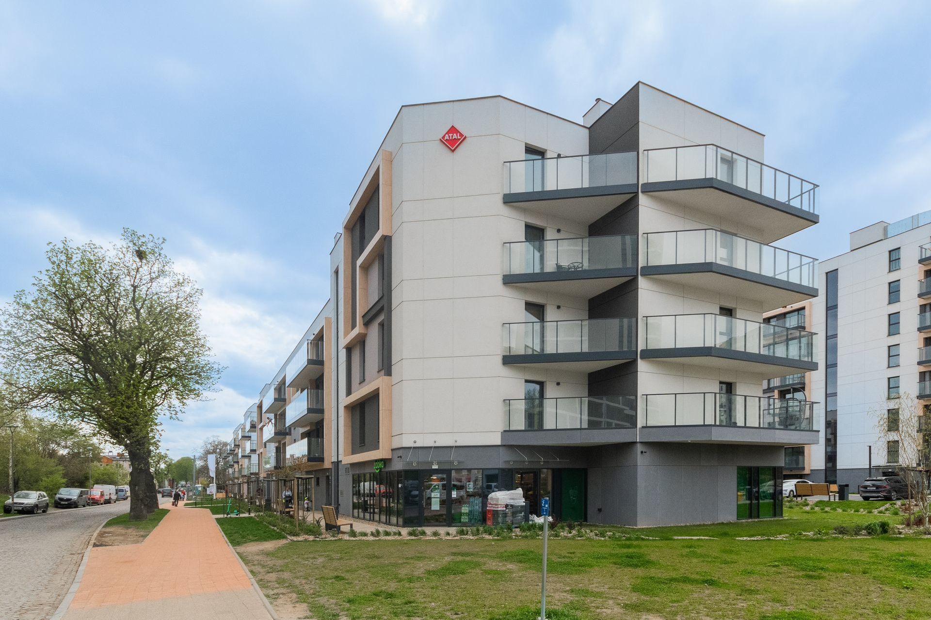 Grand Apartments