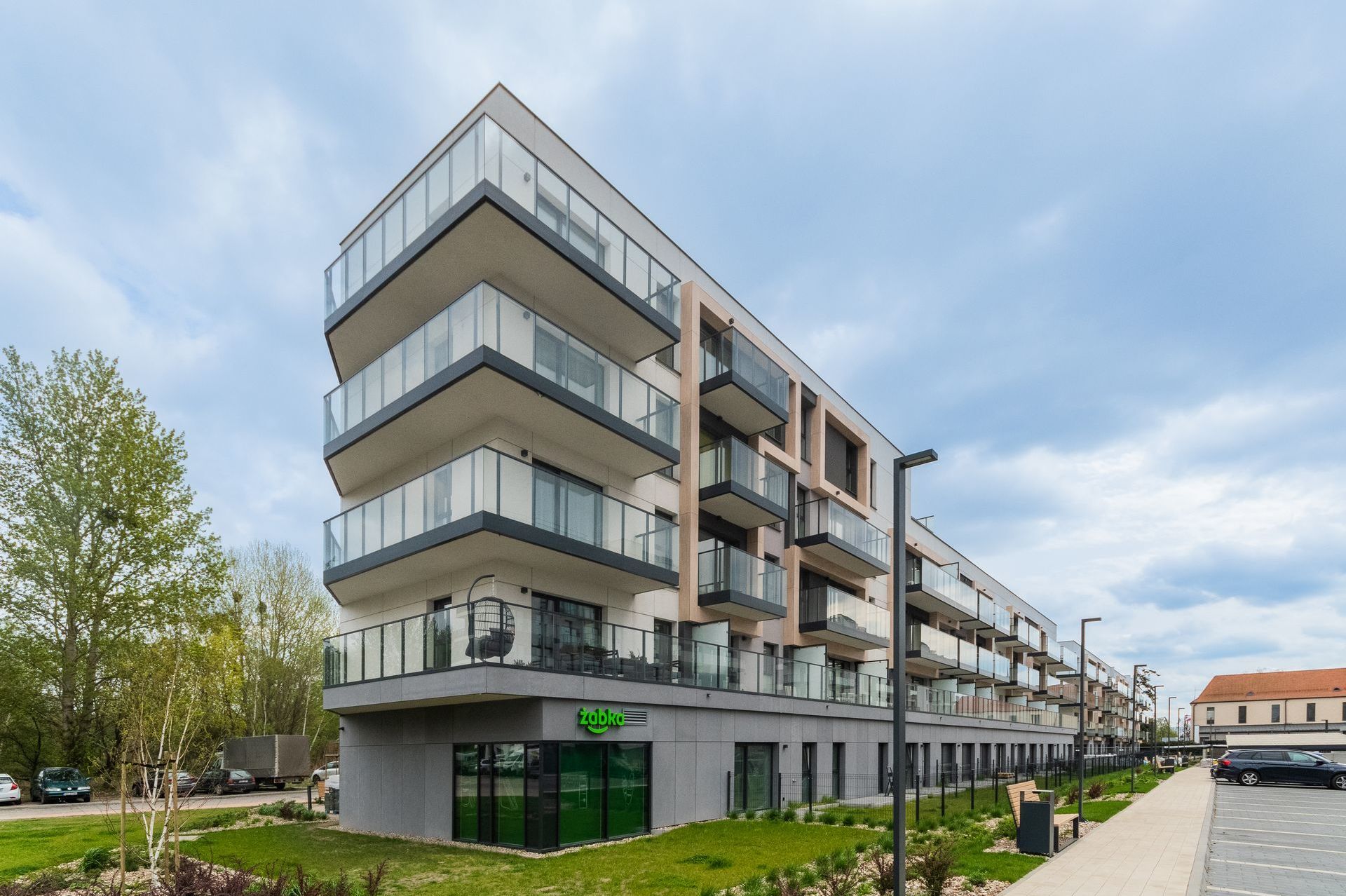 Grand Apartments