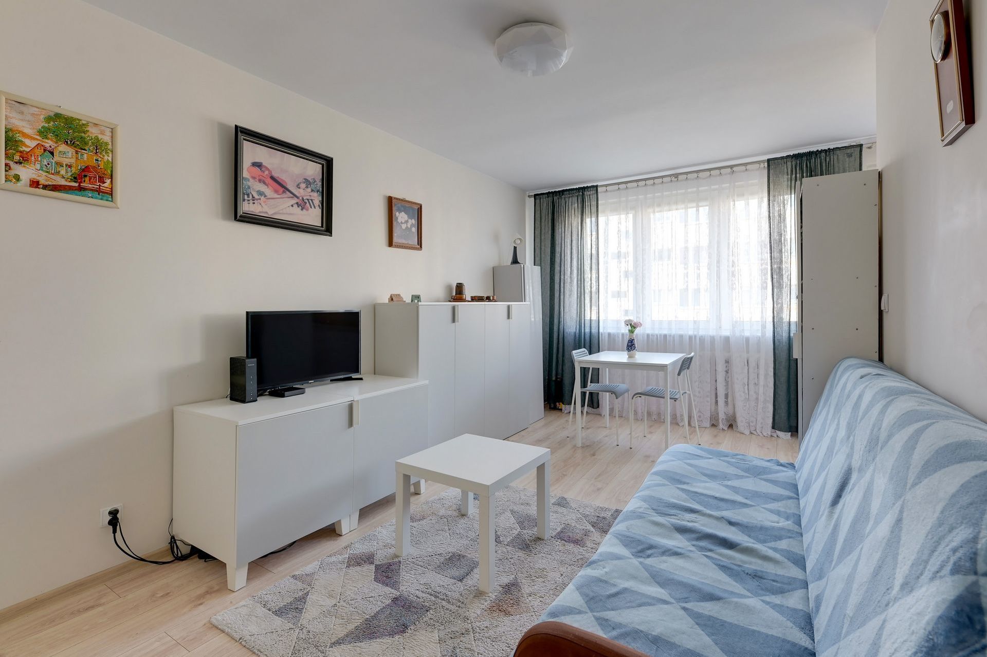 Grand Apartments