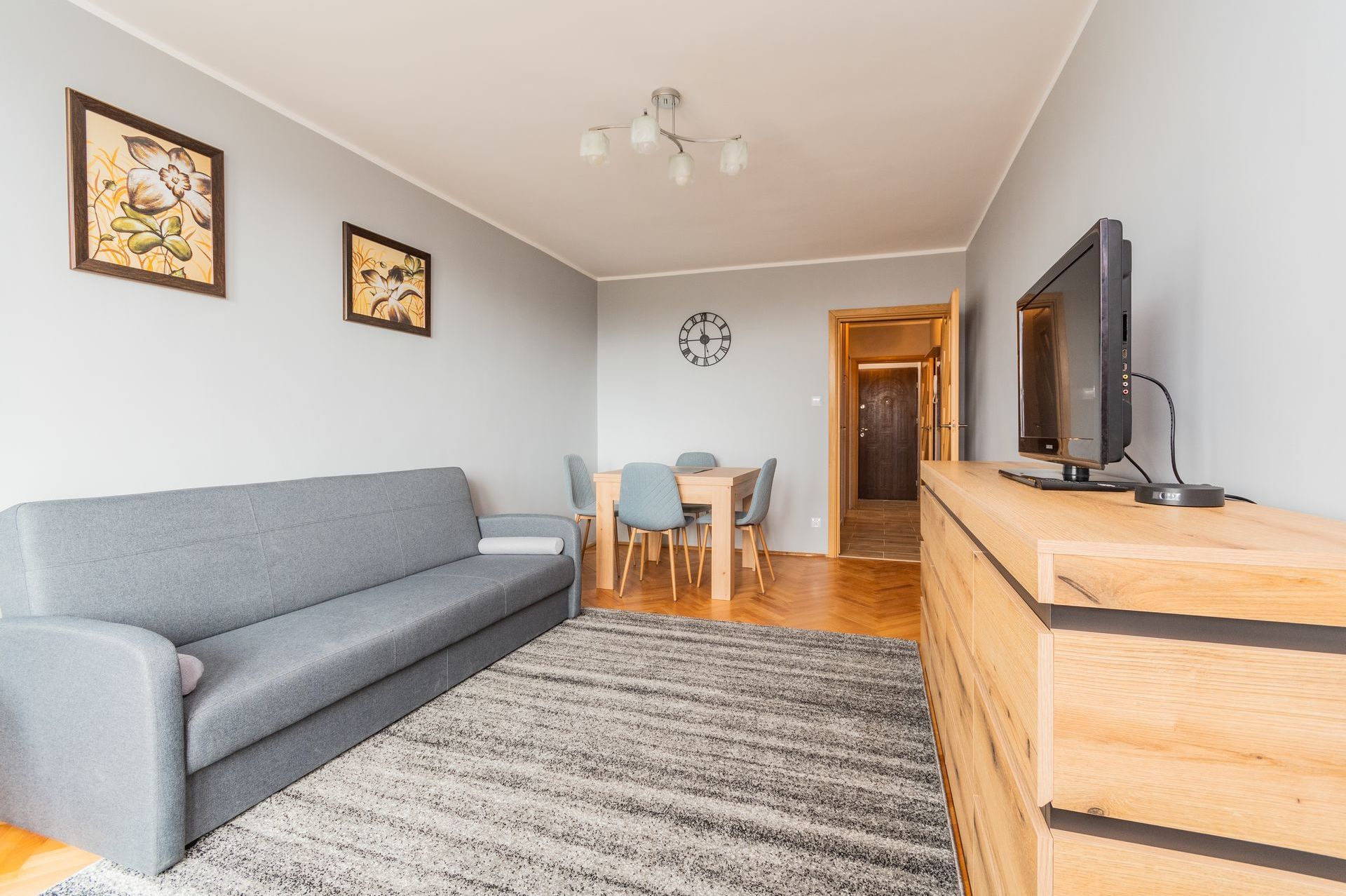 Grand Apartments