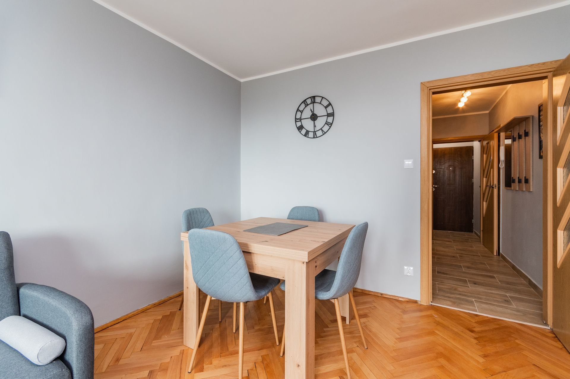 Grand Apartments