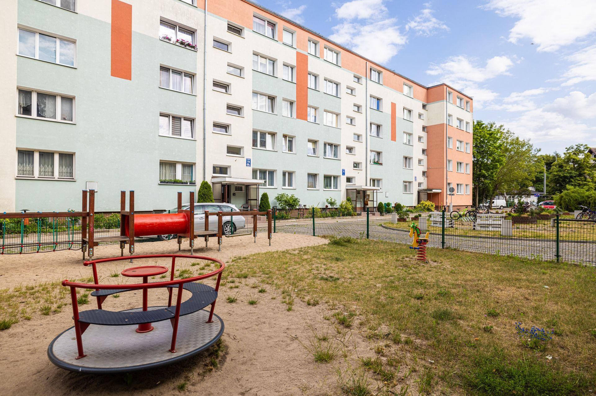 Grand Apartments