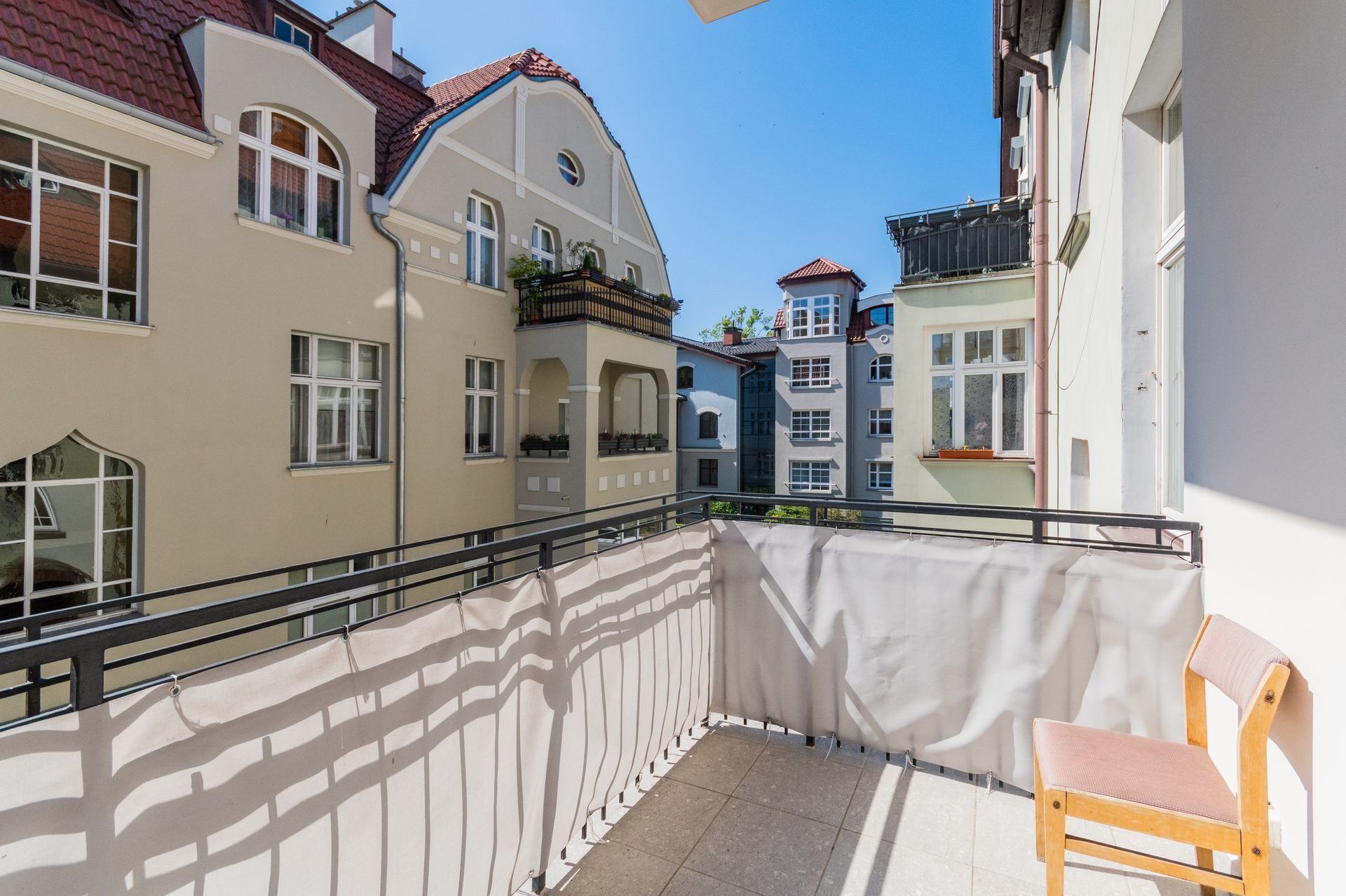 Grand Apartments