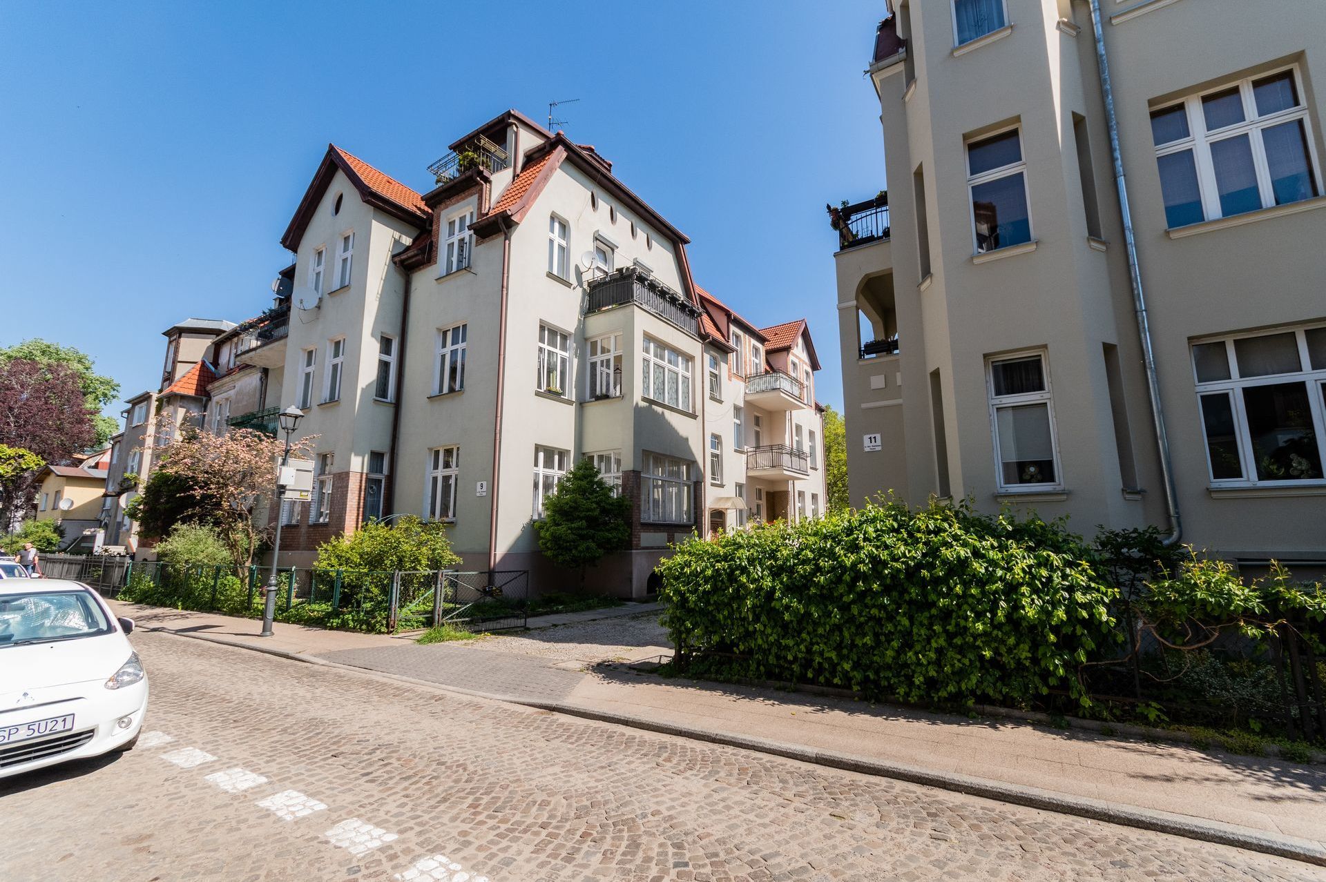 Grand Apartments