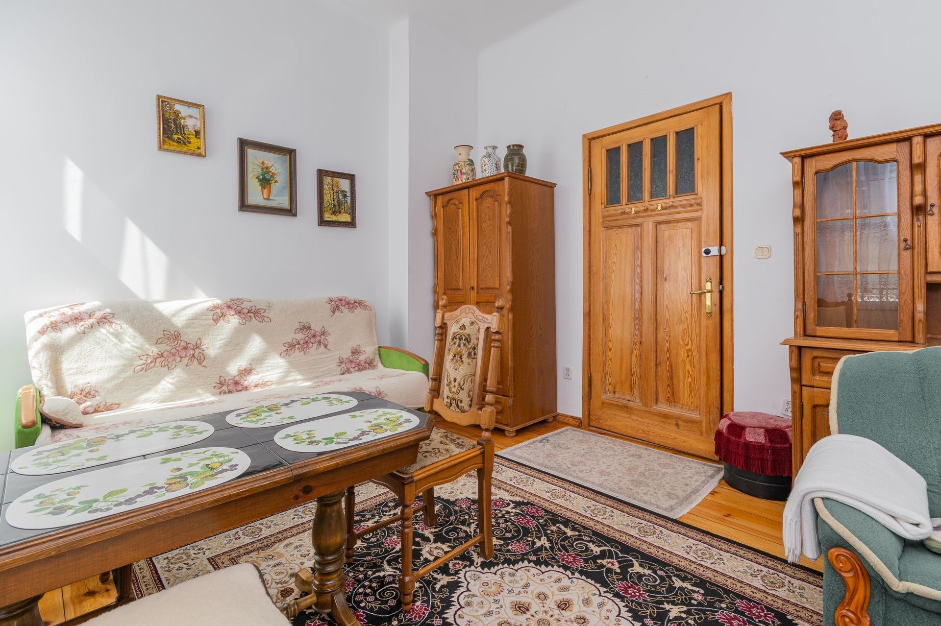 Grand Apartments