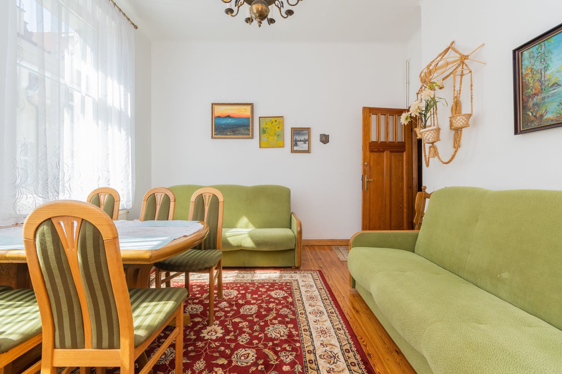 Grand Apartments