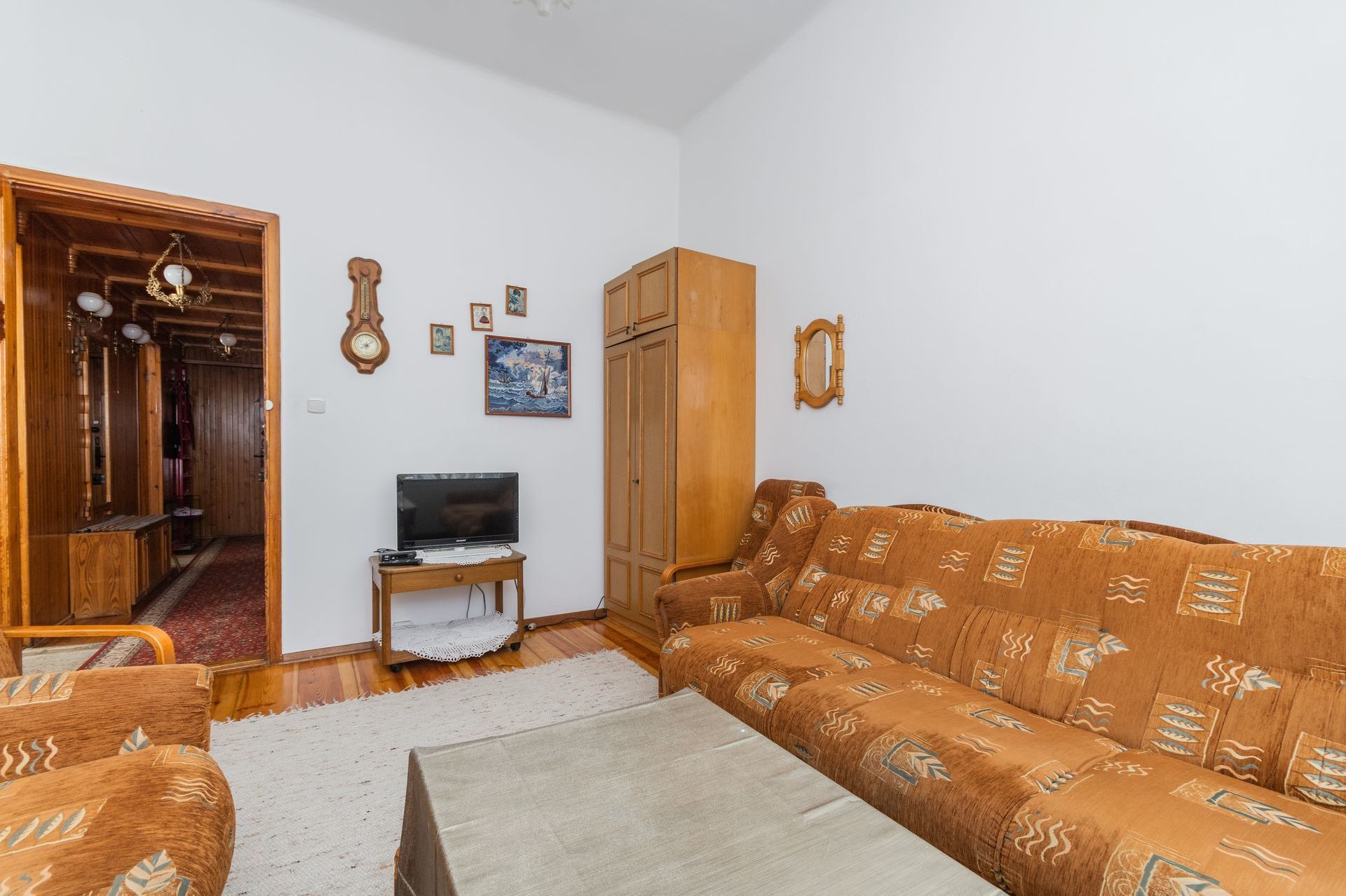 Grand Apartments