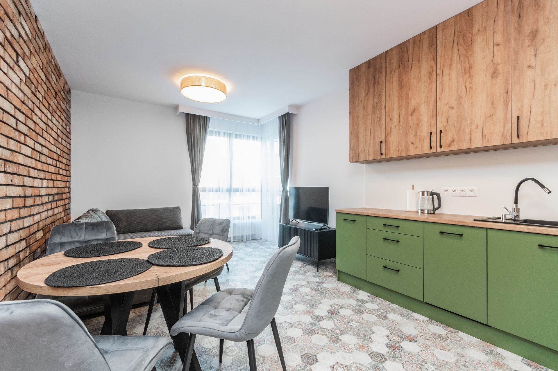 Grand Apartments