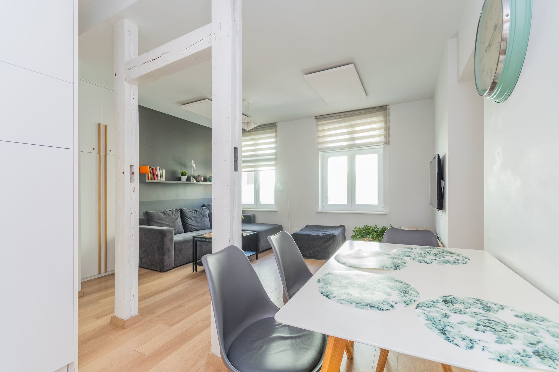 Grand Apartments