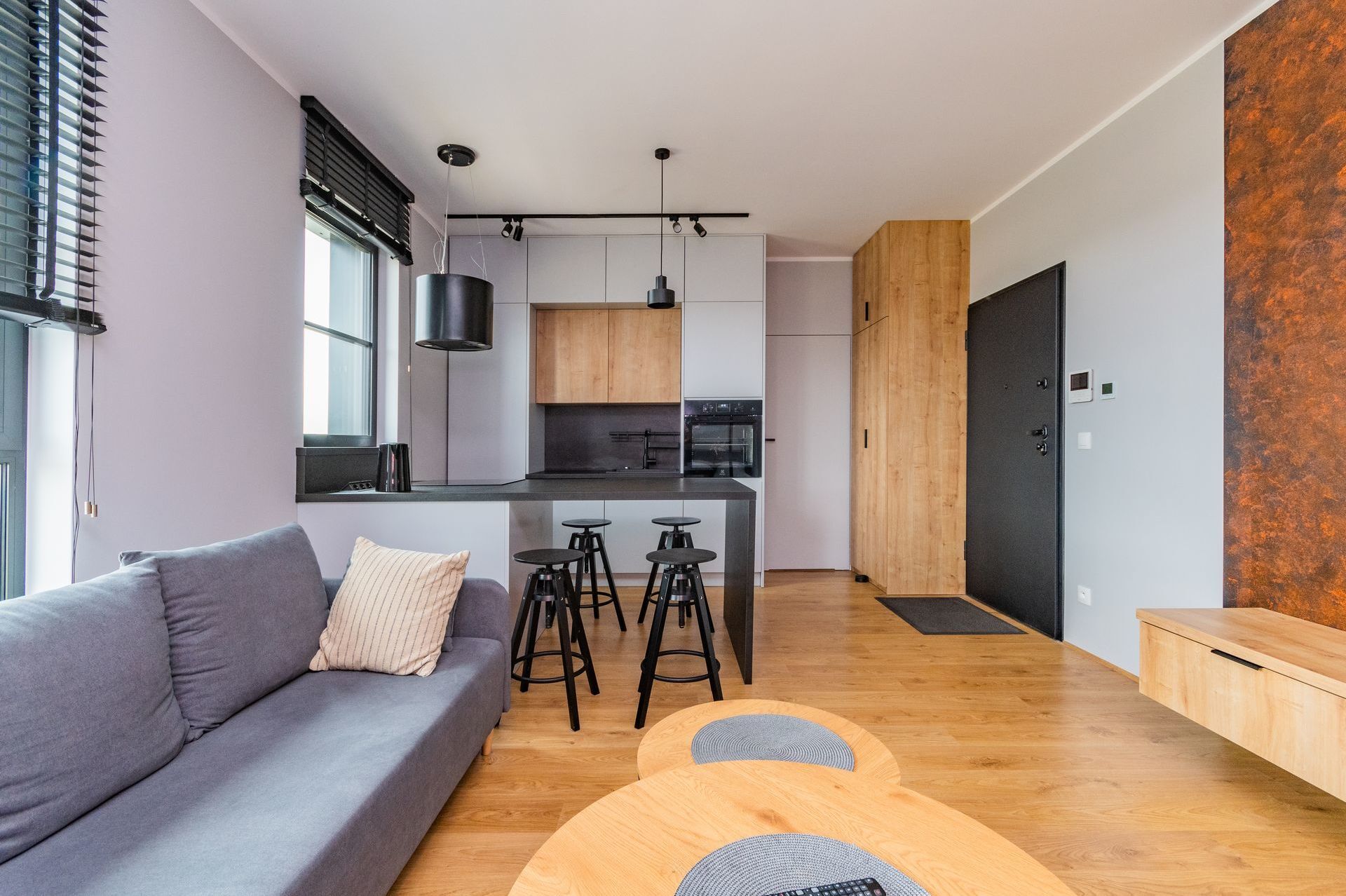 Grand Apartments