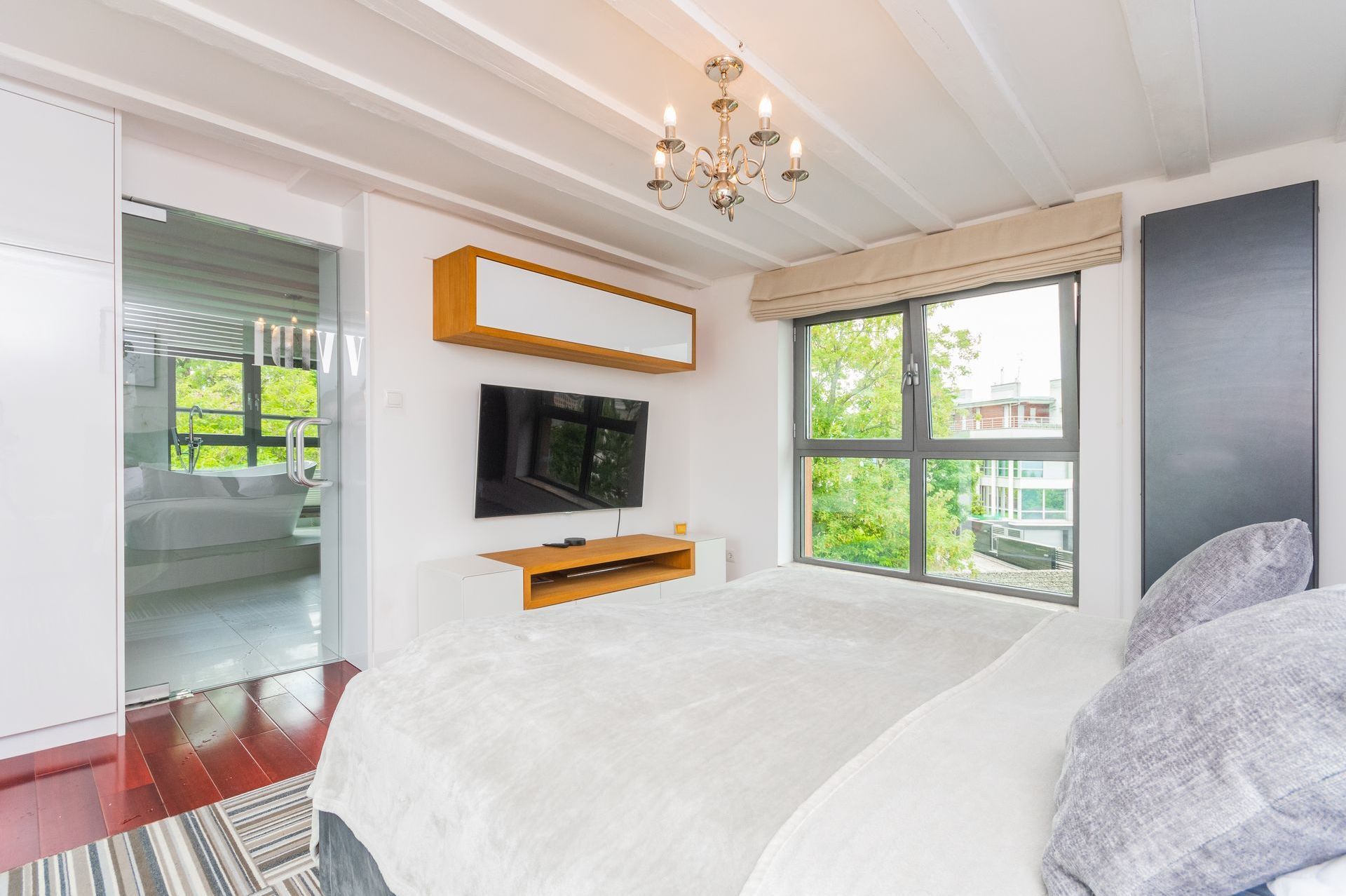 Grand Apartments