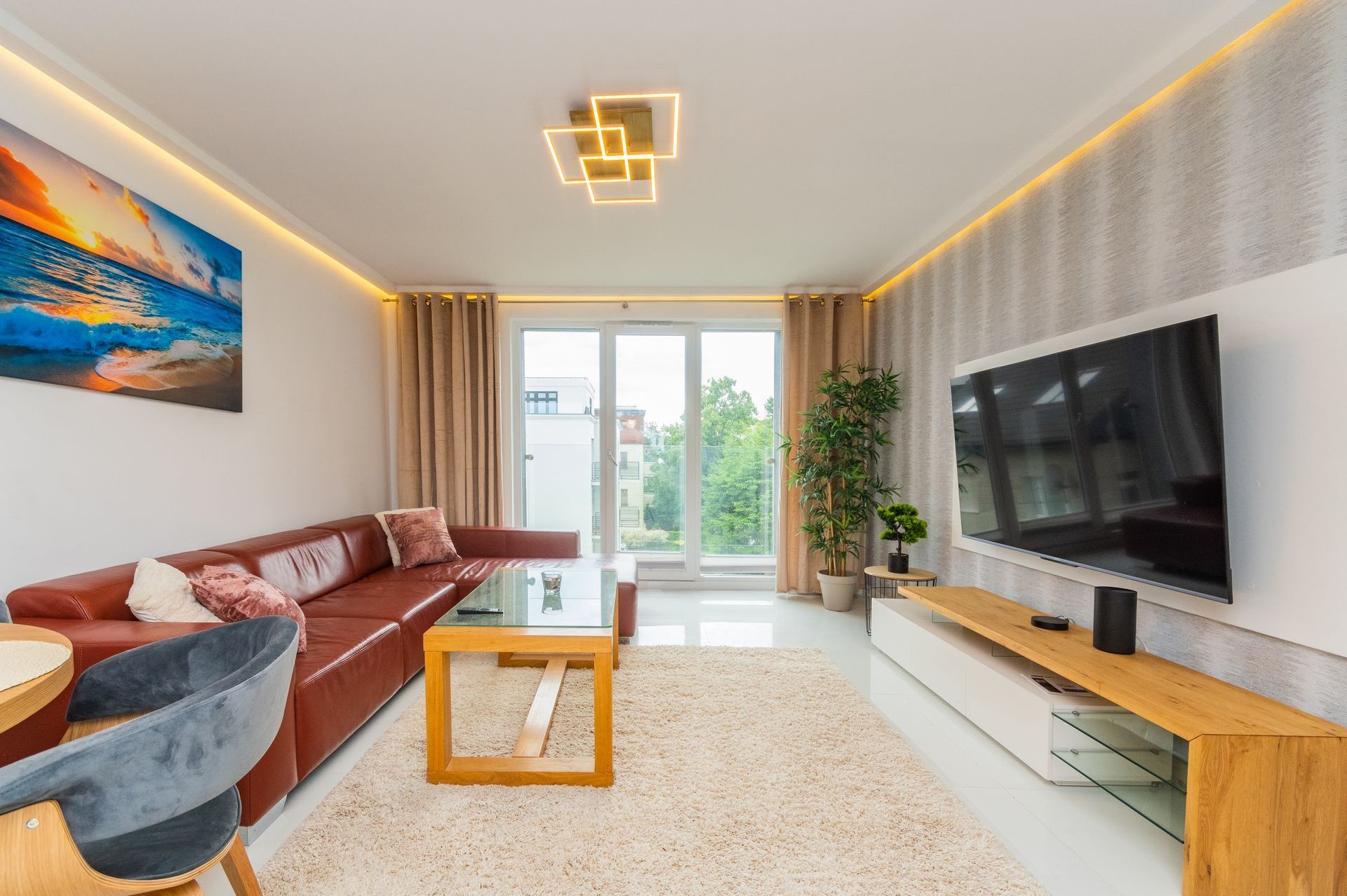 Grand Apartments