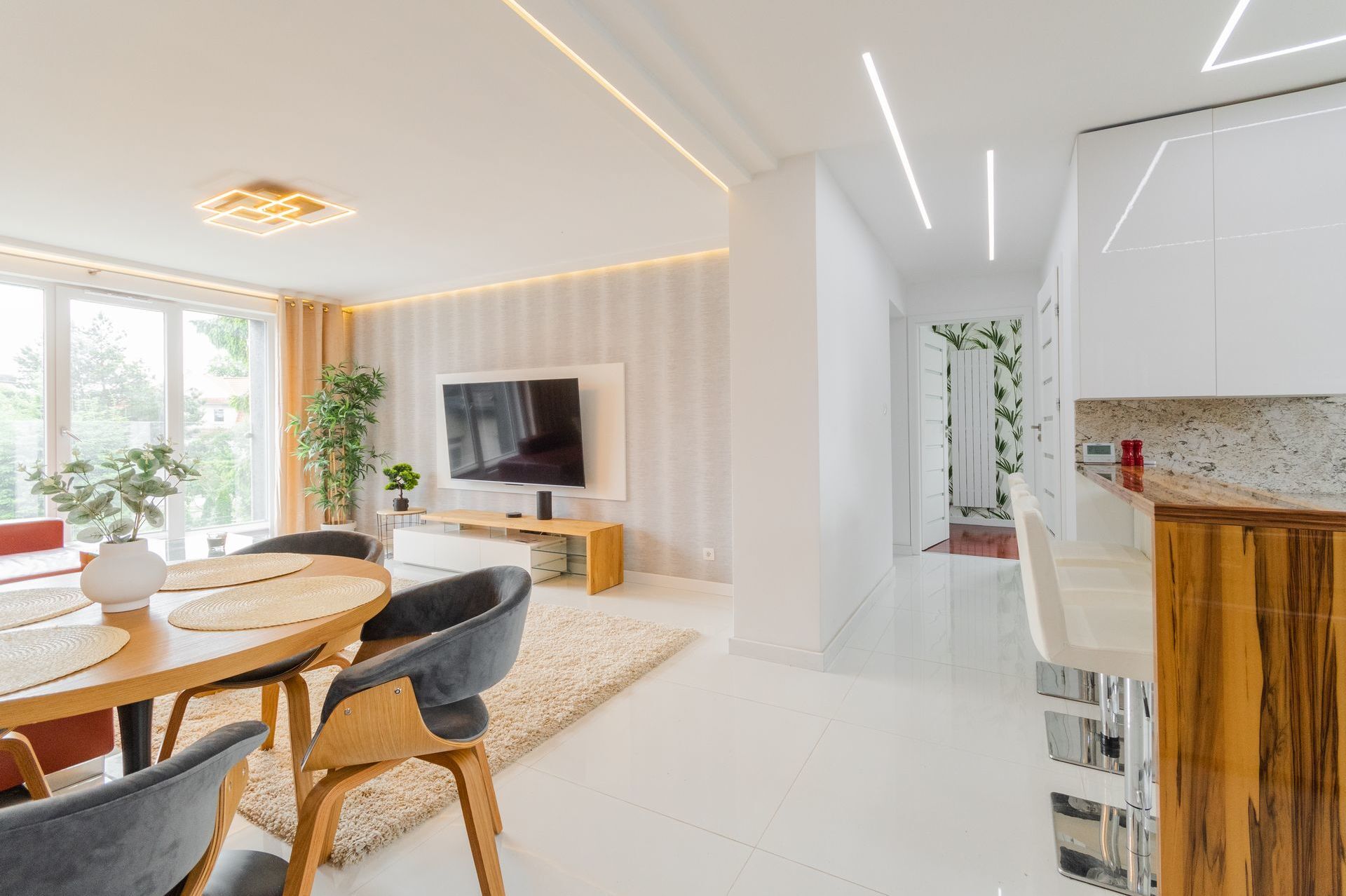 Grand Apartments