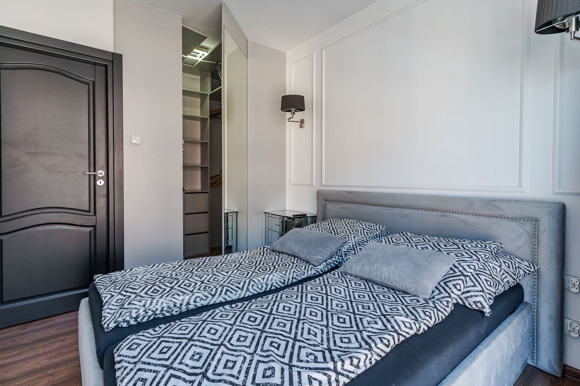 Grand Apartments