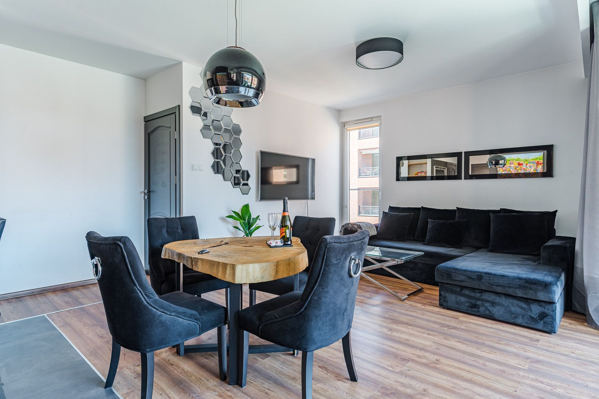 Grand Apartments