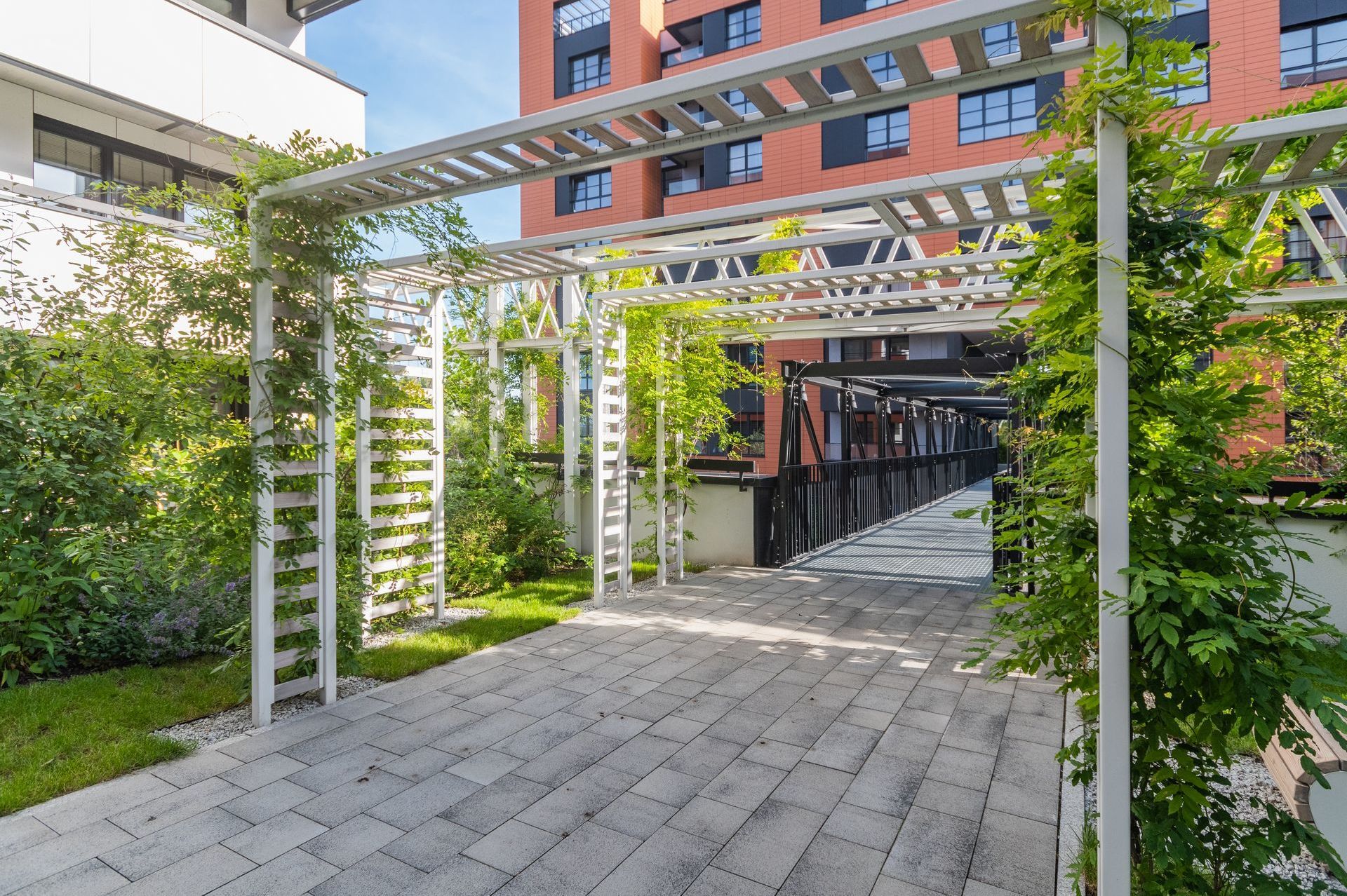 Grand Apartments
