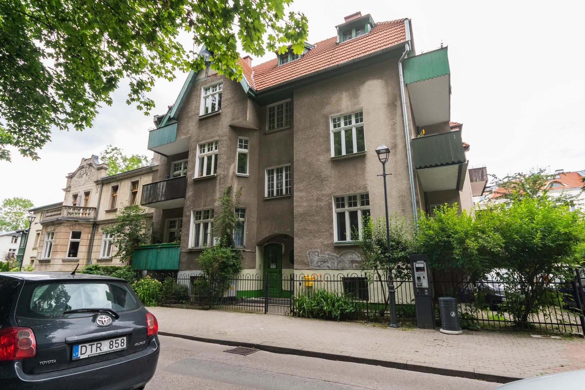 Grand Apartments