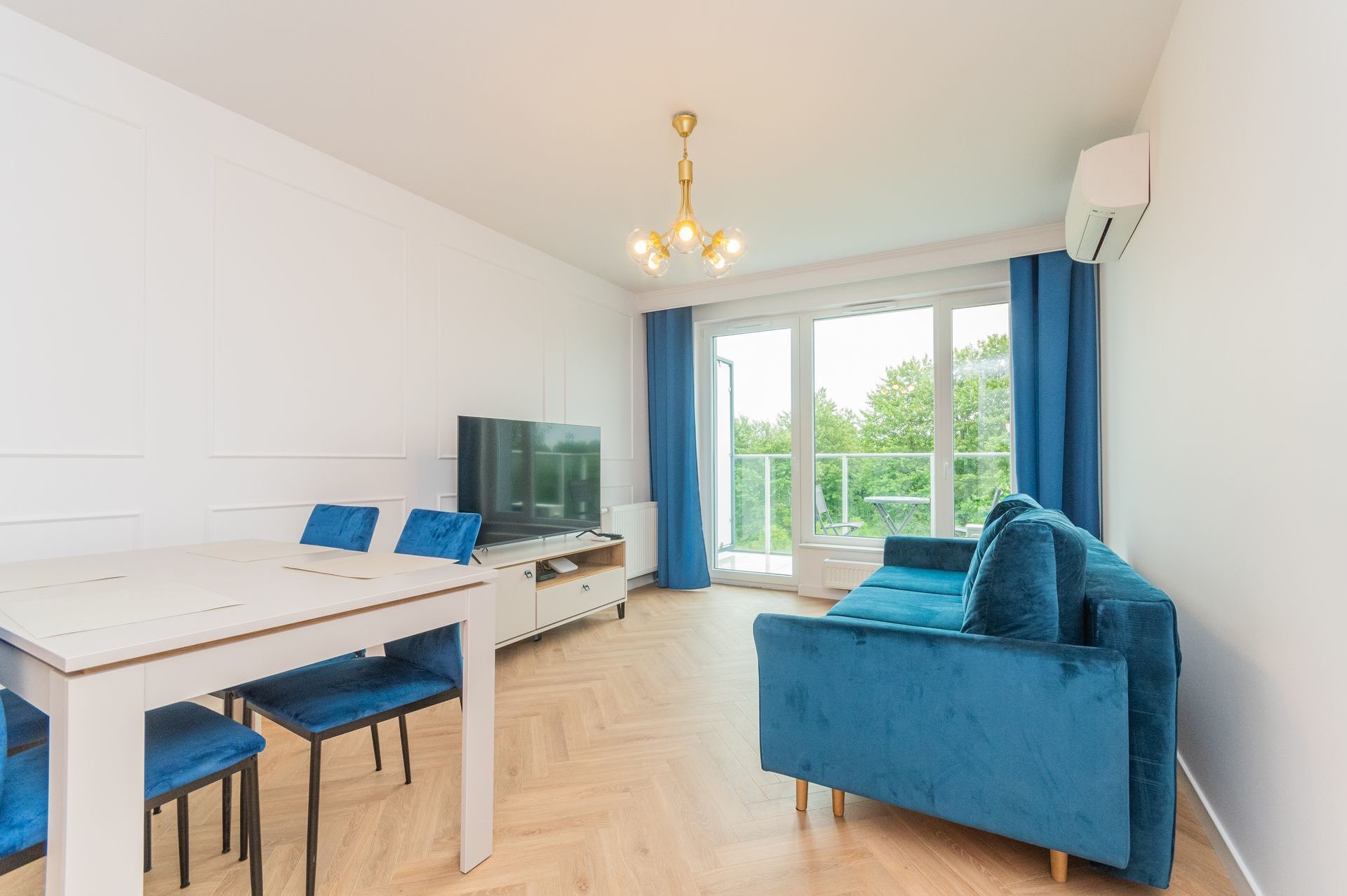 Grand Apartments