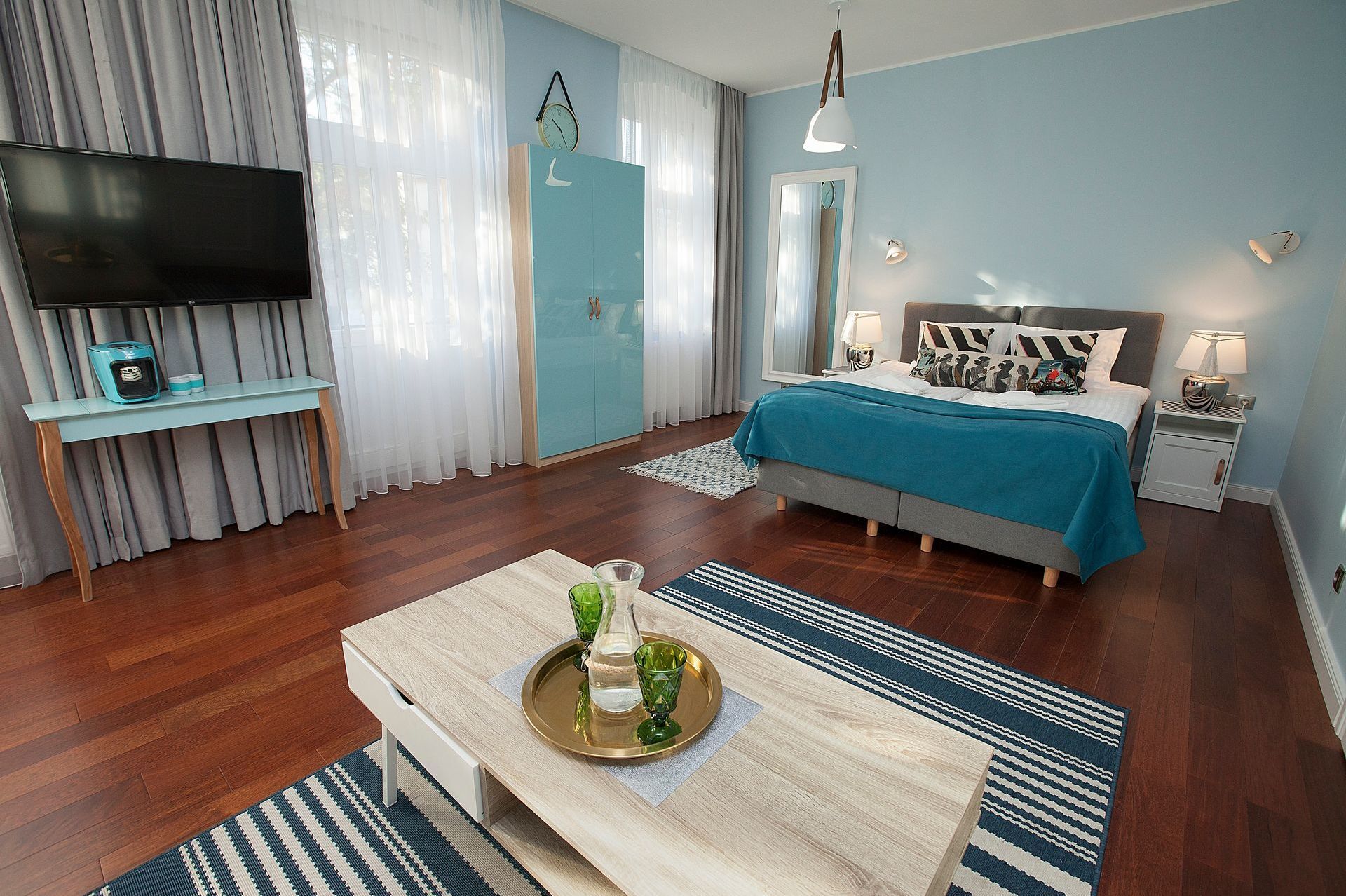 Grand Apartments