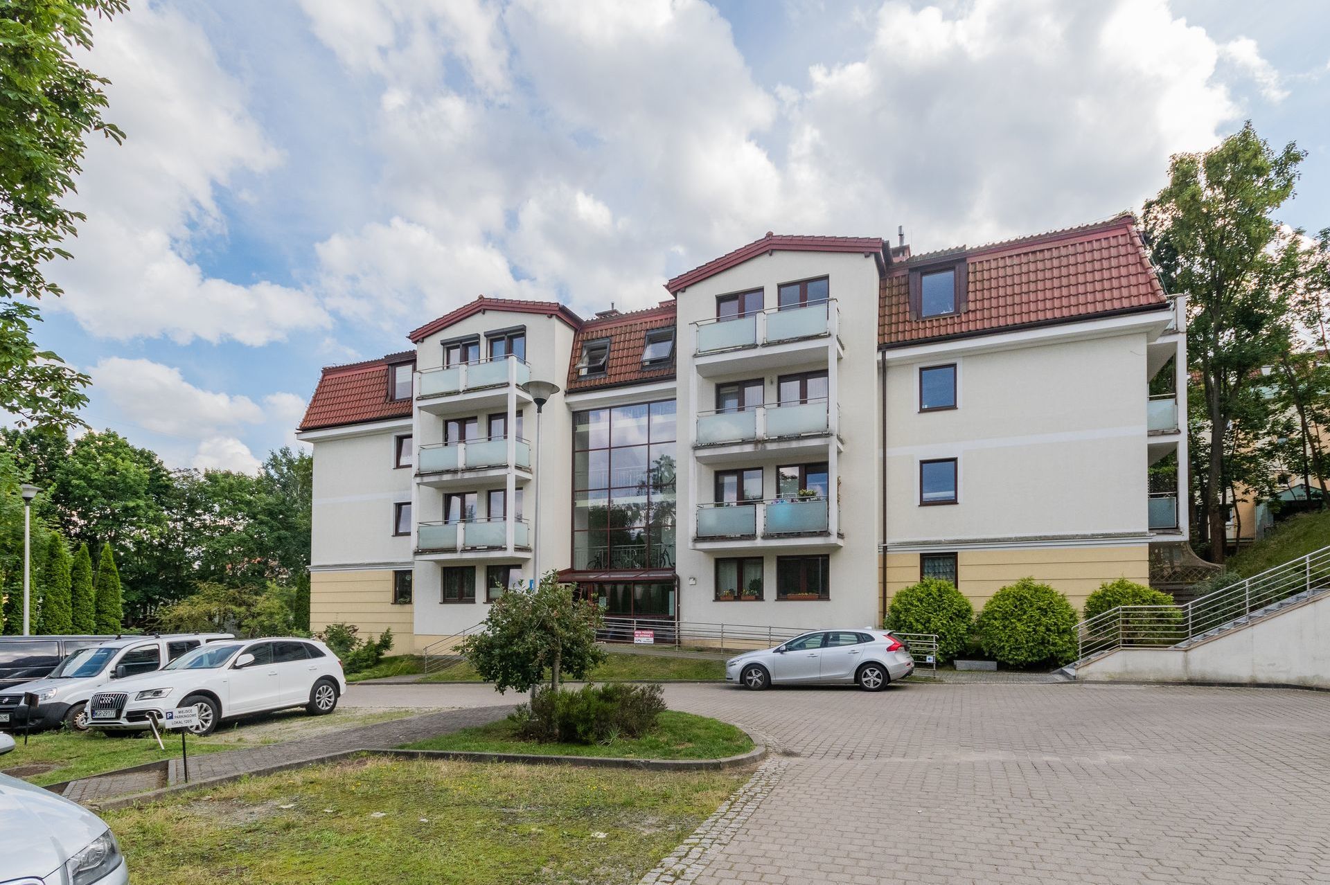 Grand Apartments