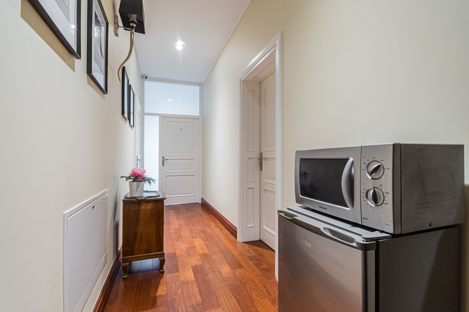 Grand Apartments