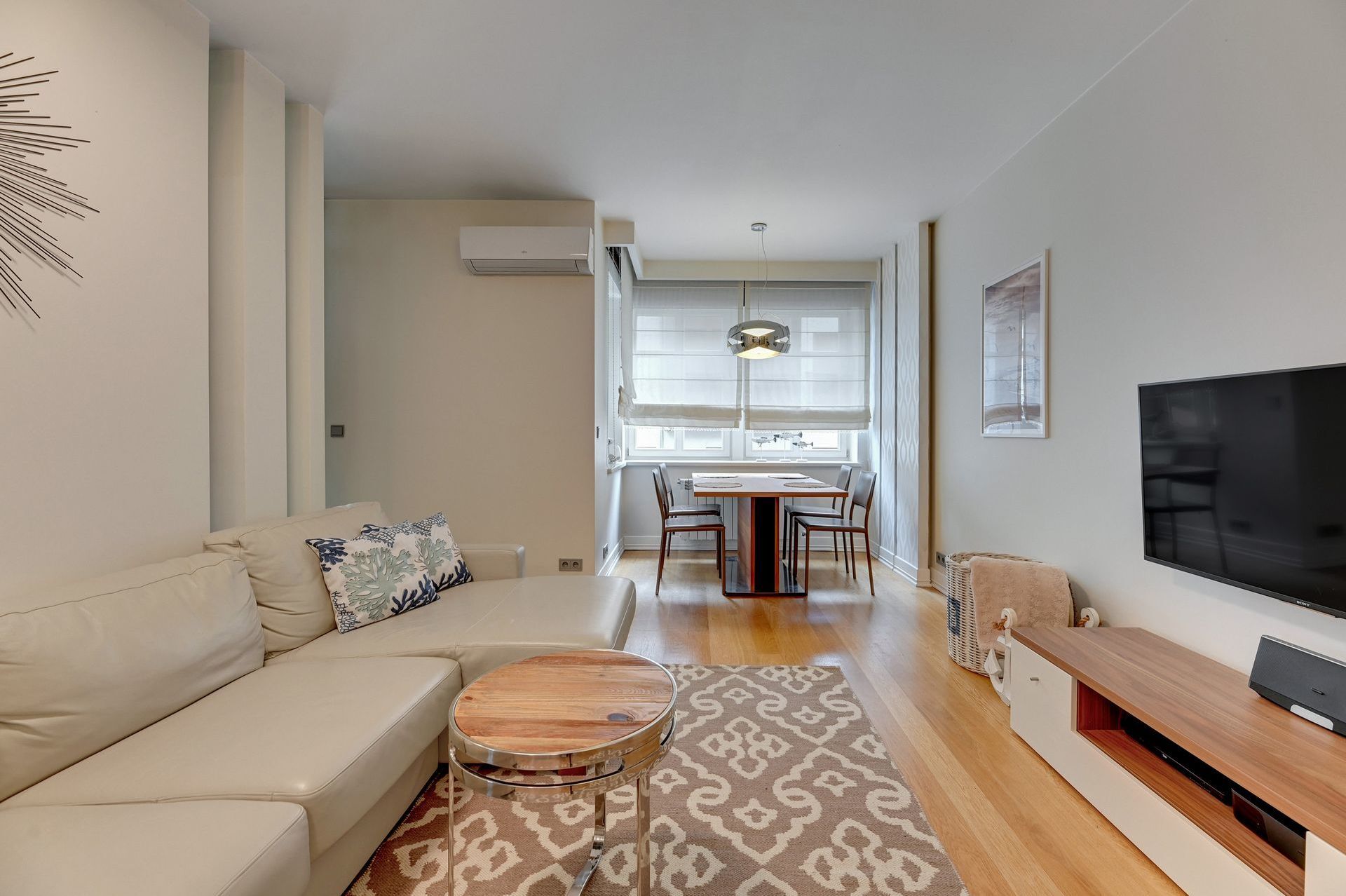 Grand Apartments