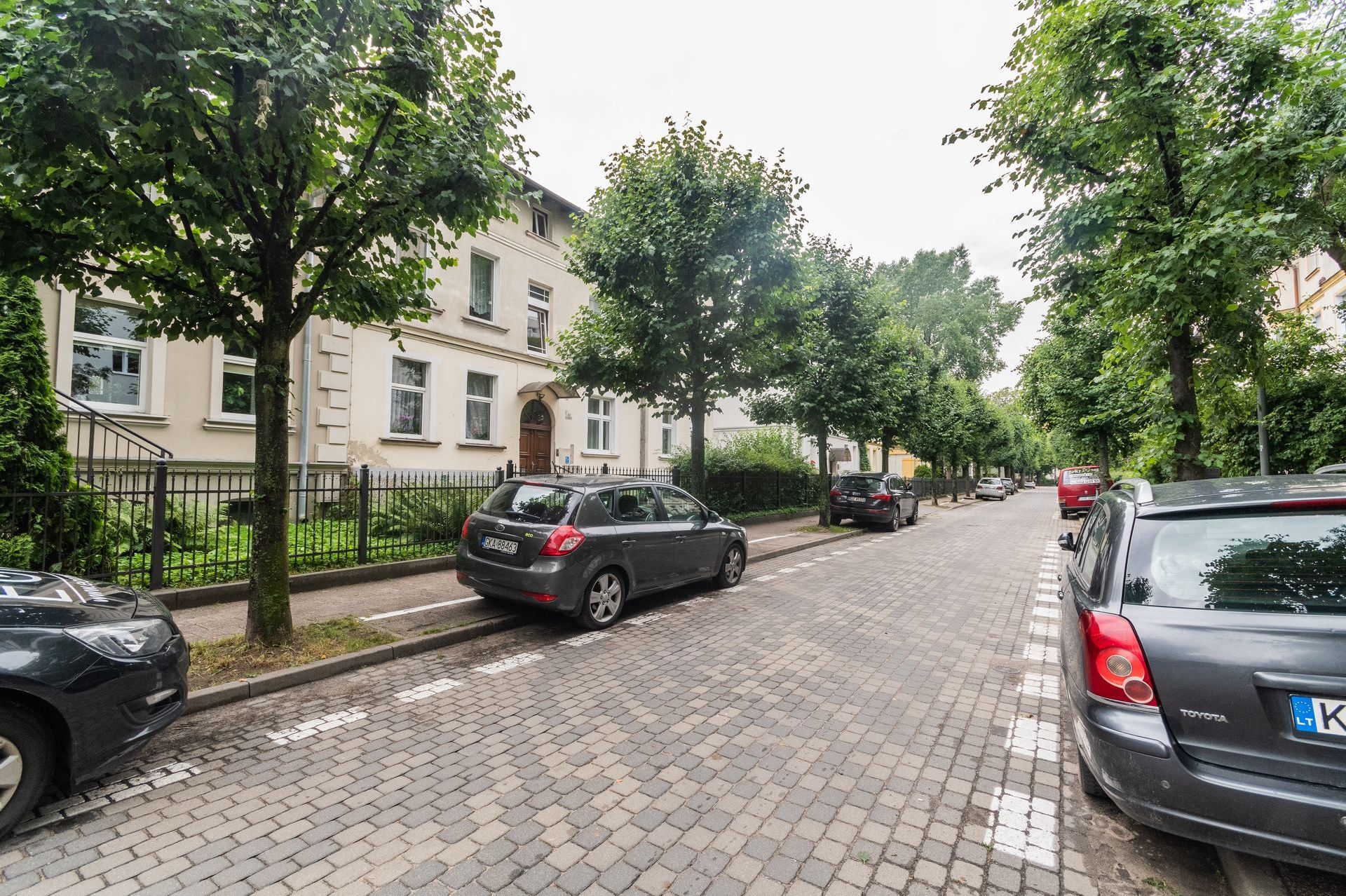 Grand Apartments