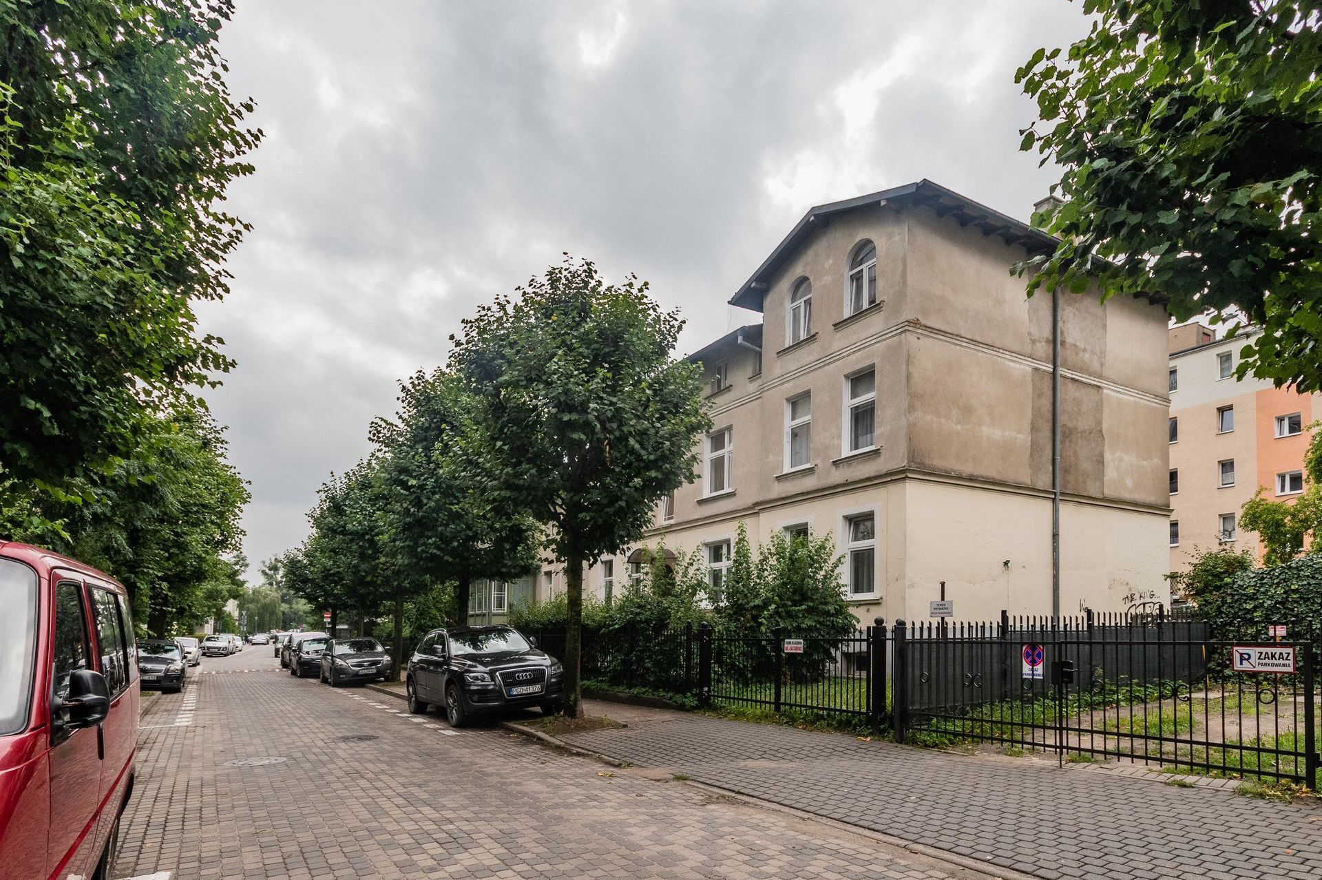 Grand Apartments