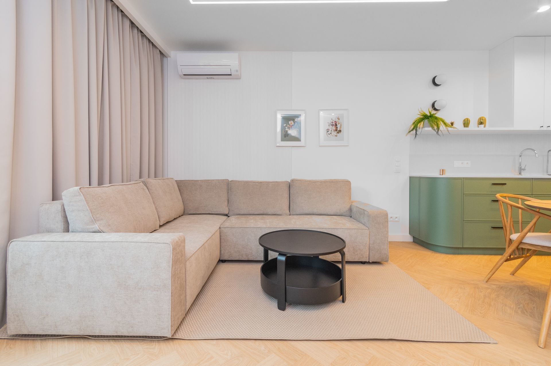 Grand Apartments