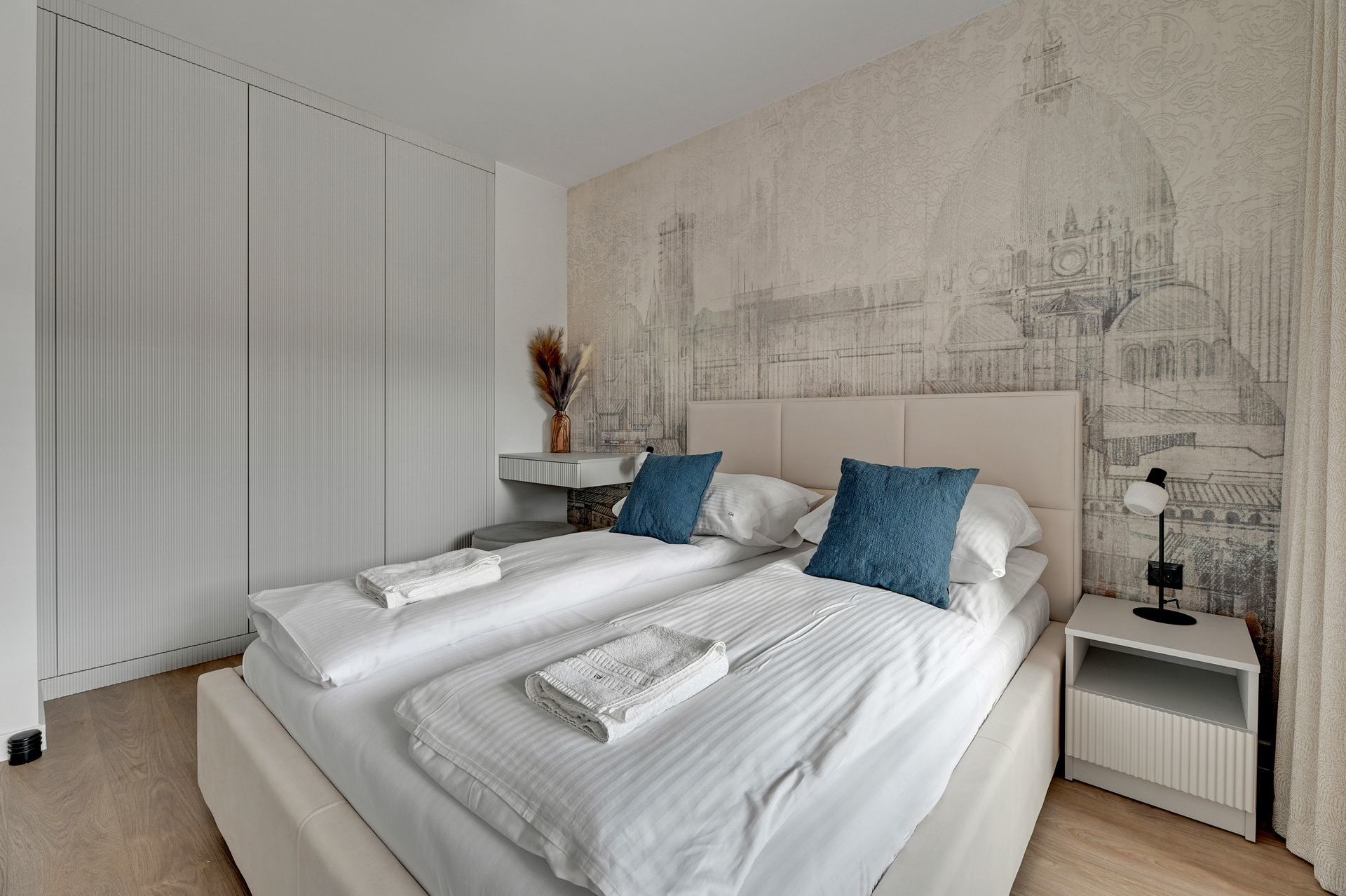 Grand Apartments