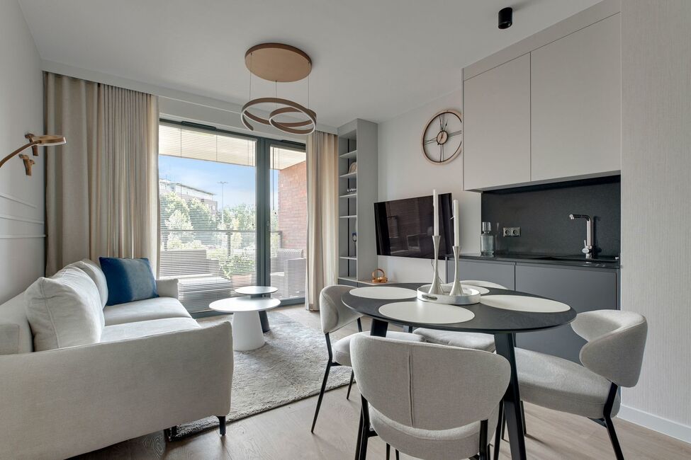 Grand Apartments