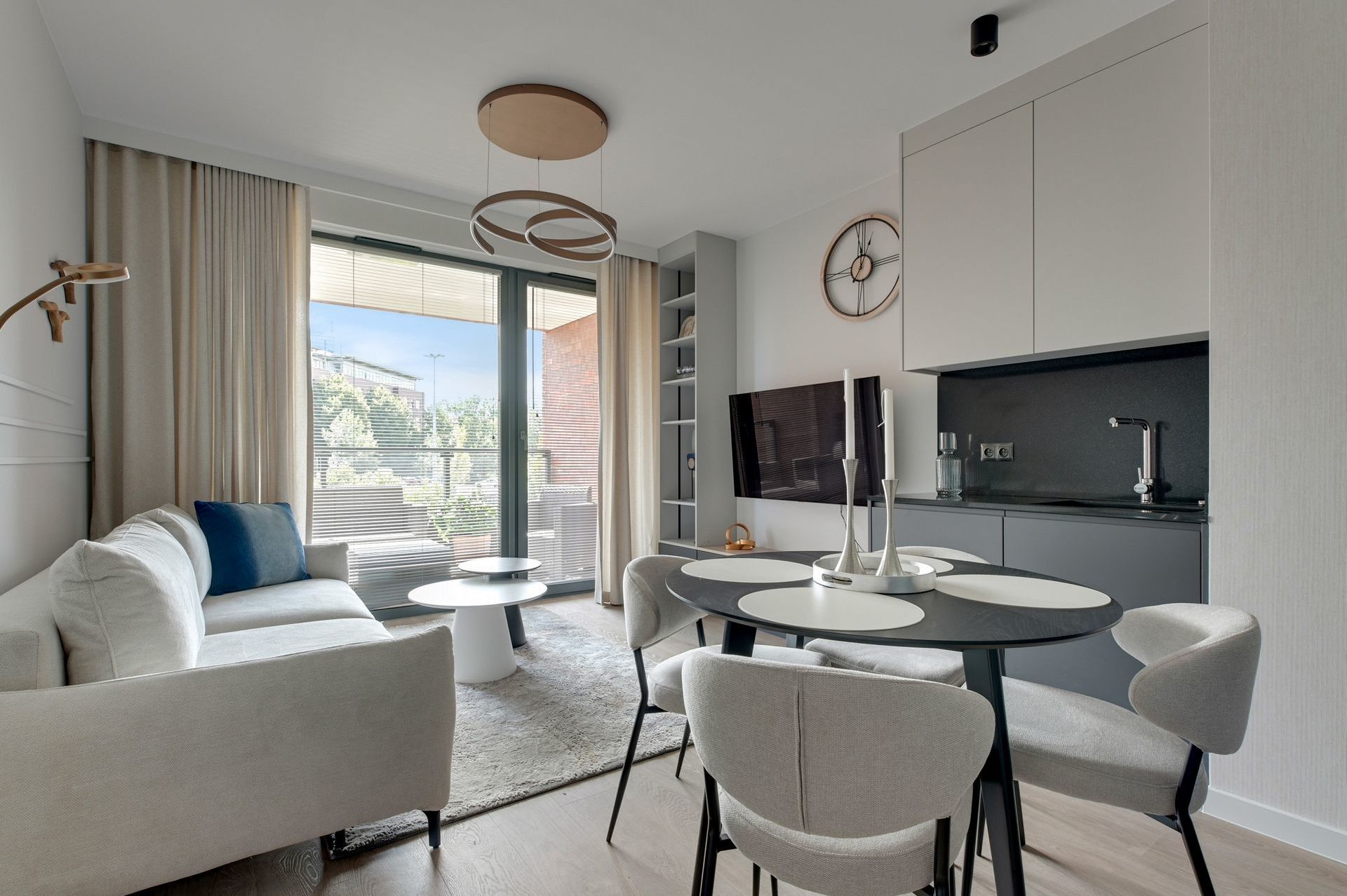 Grand Apartments