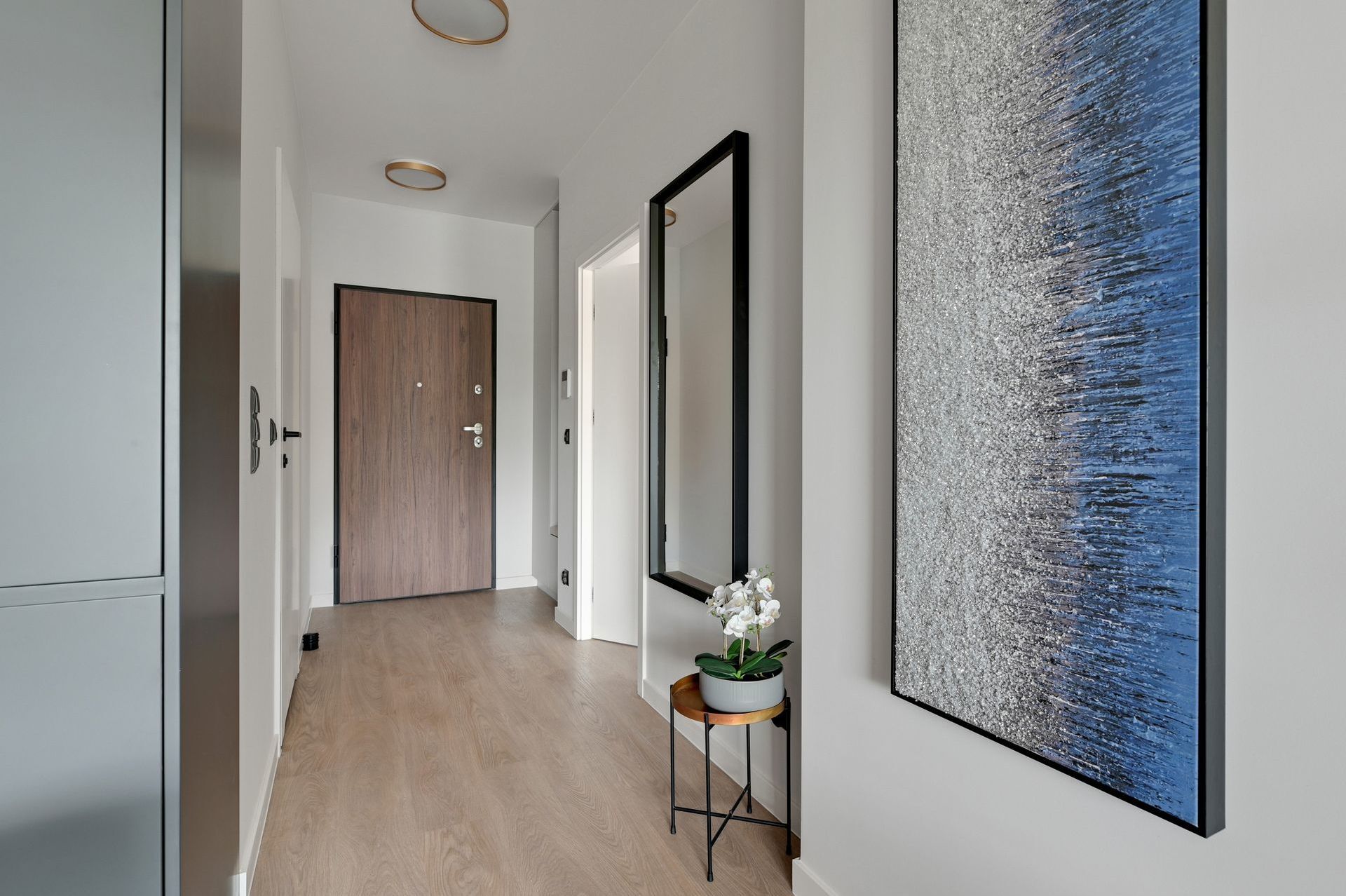 Grand Apartments