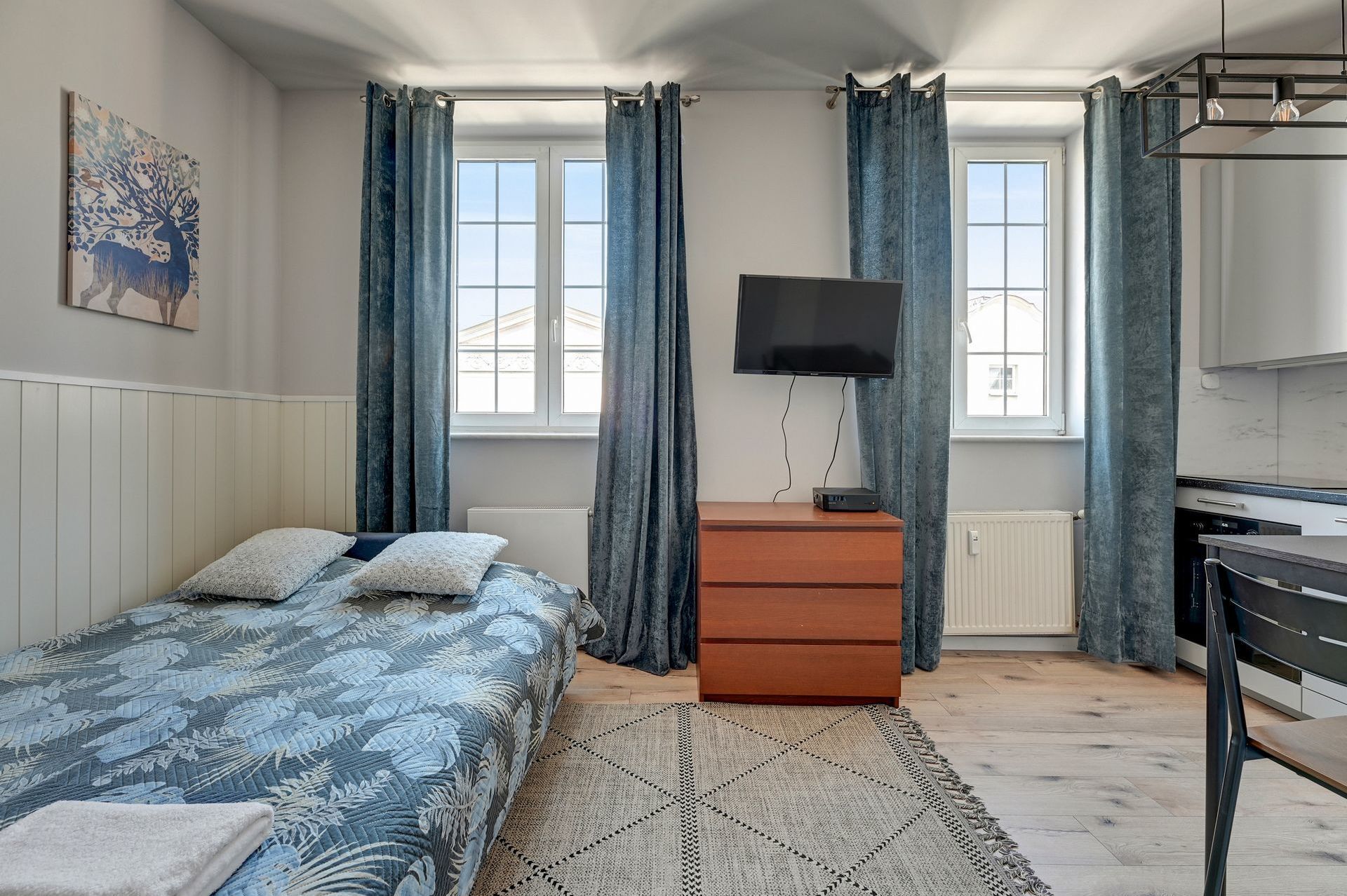 Grand Apartments