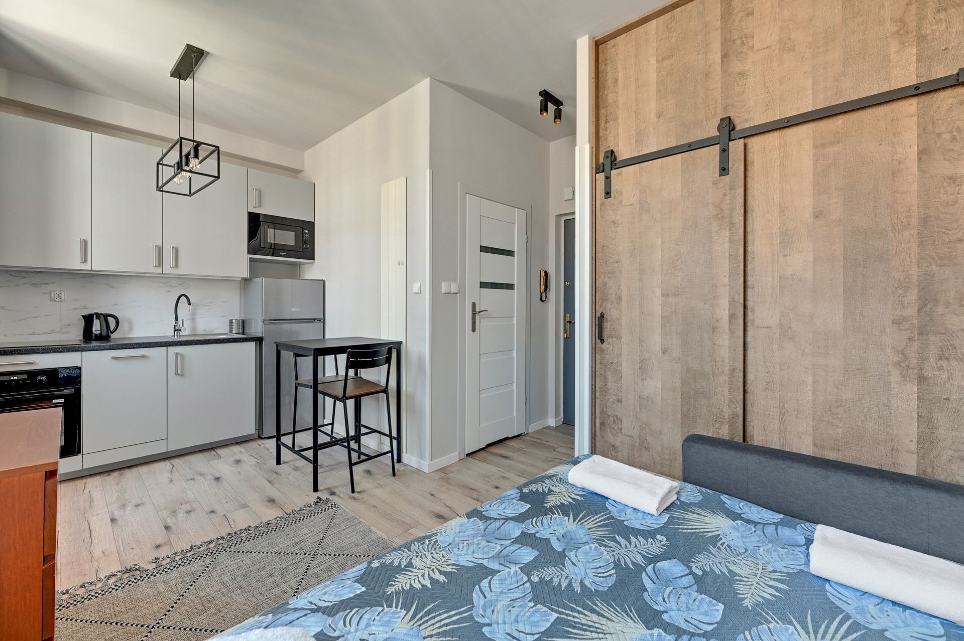 Grand Apartments