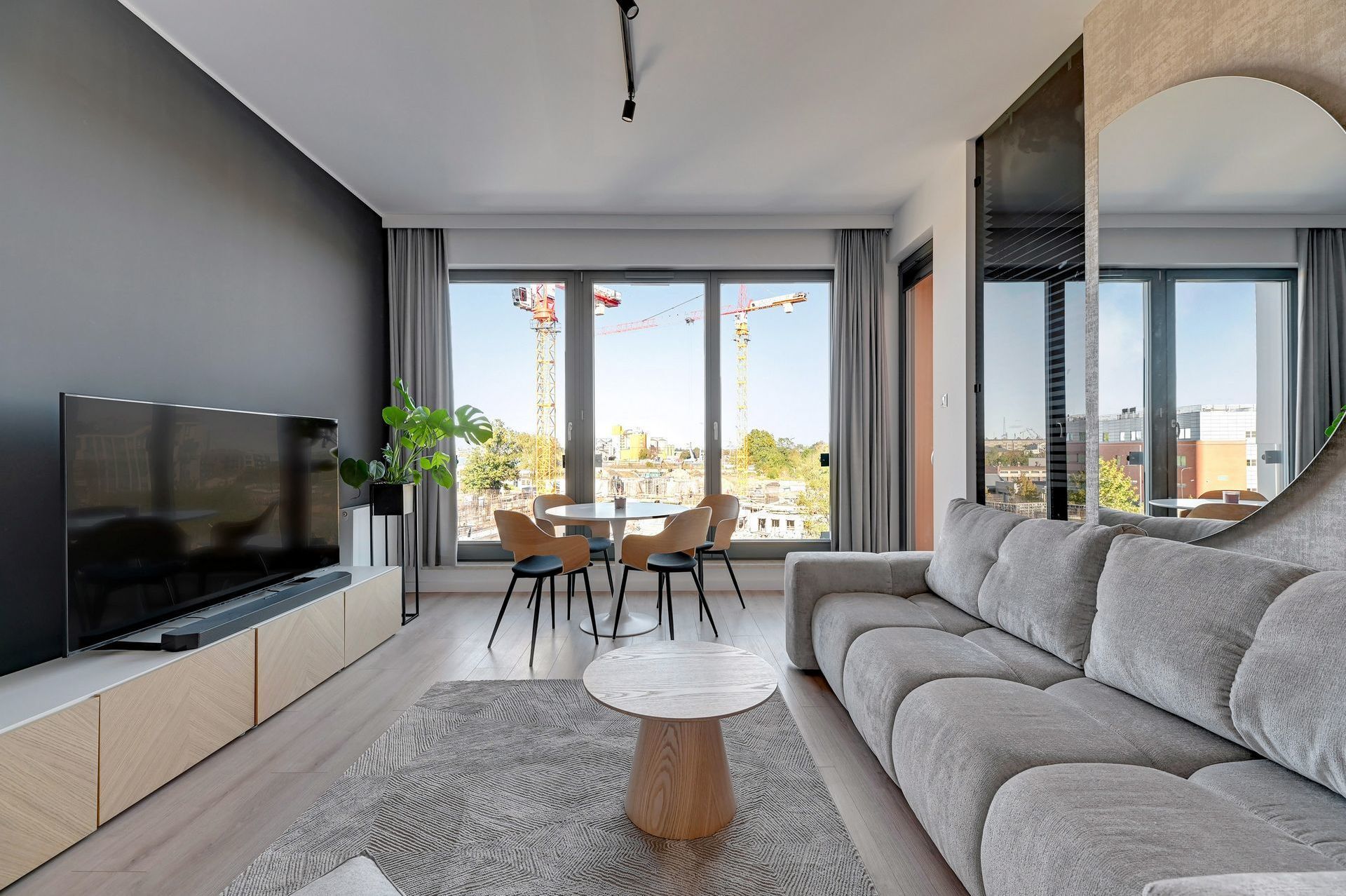 Grand Apartments