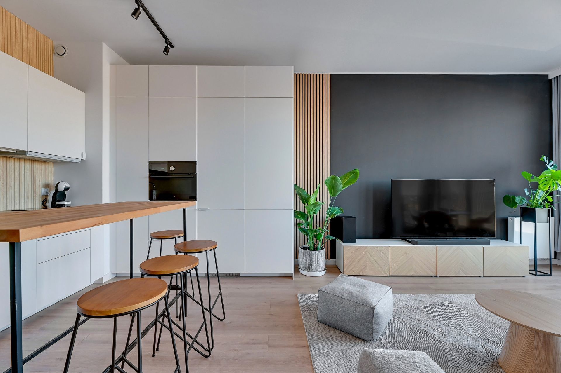 Grand Apartments