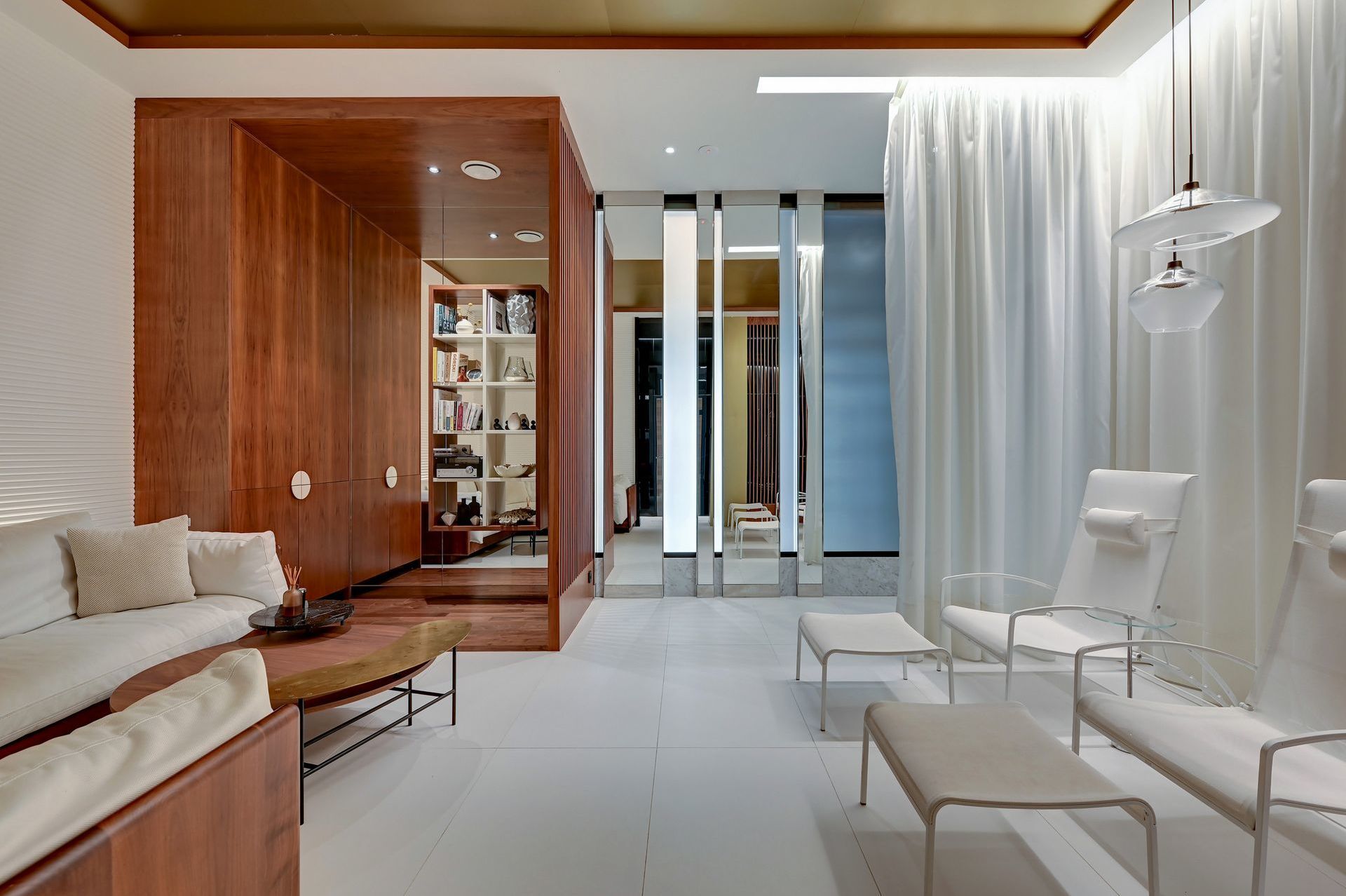 Grand Apartments