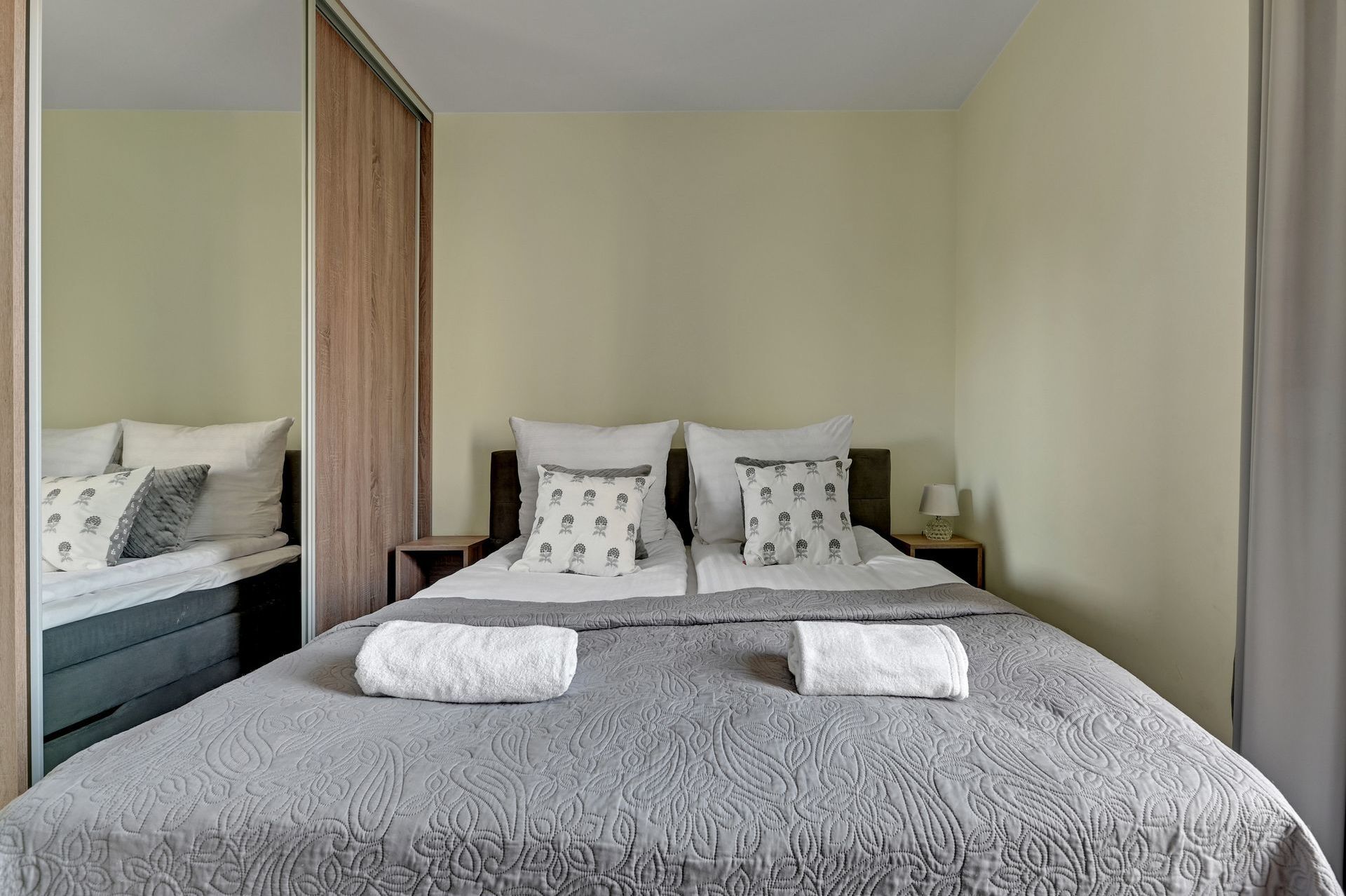 Grand Apartments